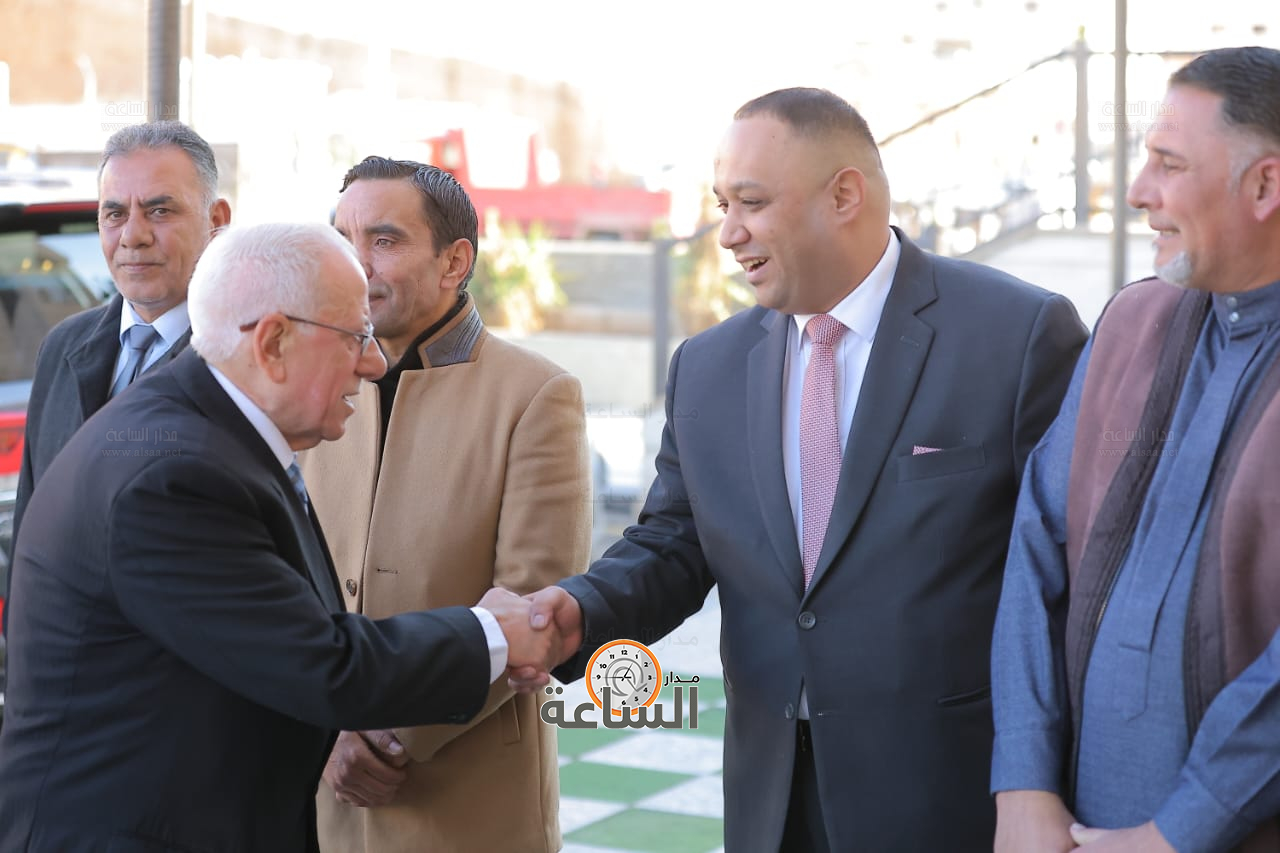 Madar Al-Saa Images 0.5520386535187561