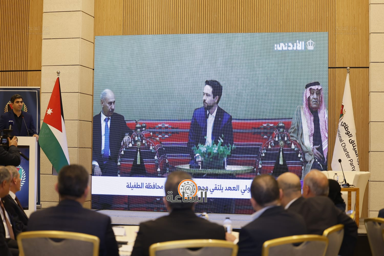 Madar Al-Saa Images 0.7521637370440155