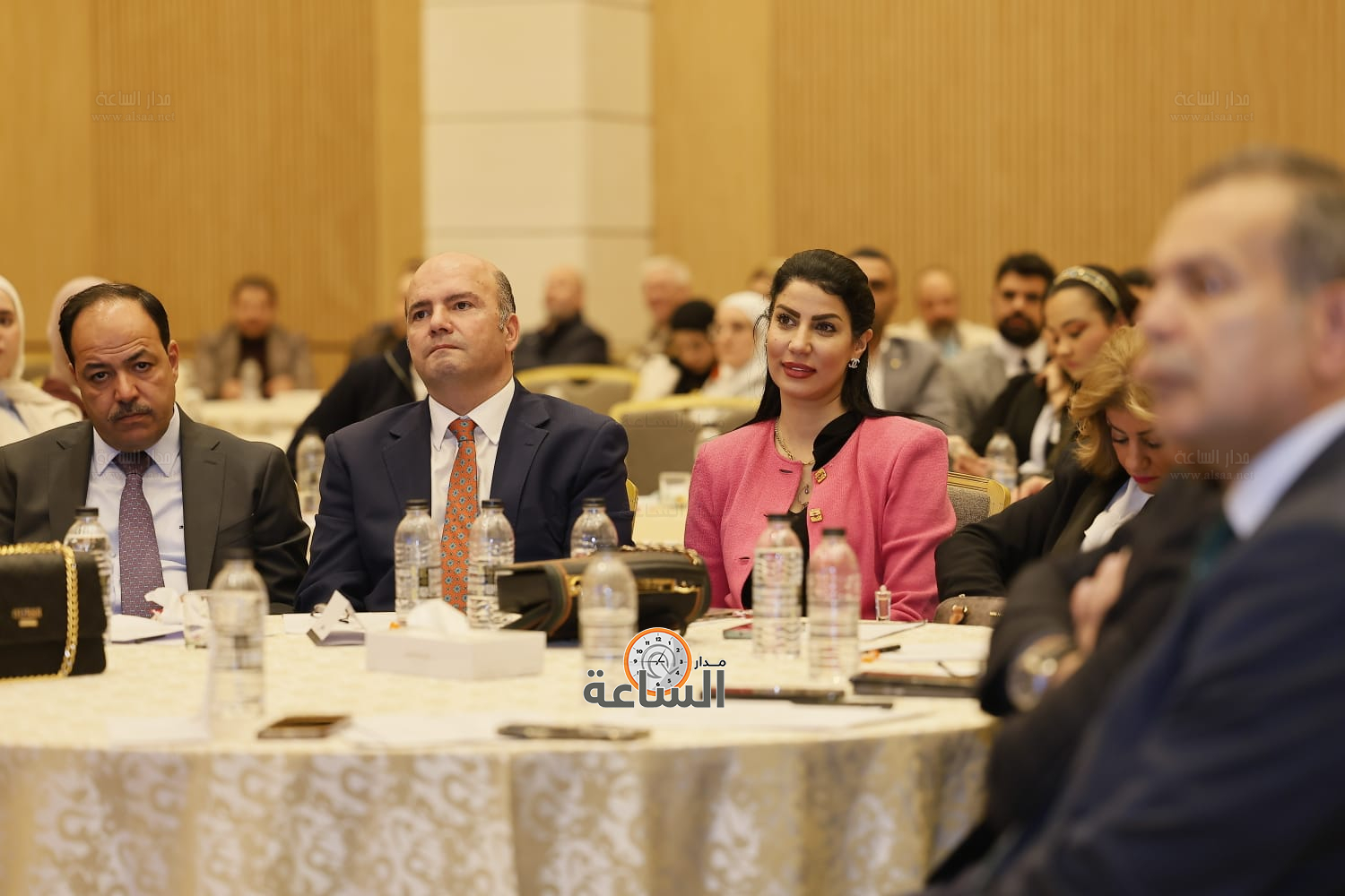 Madar Al-Saa Images 0.1820032270178824