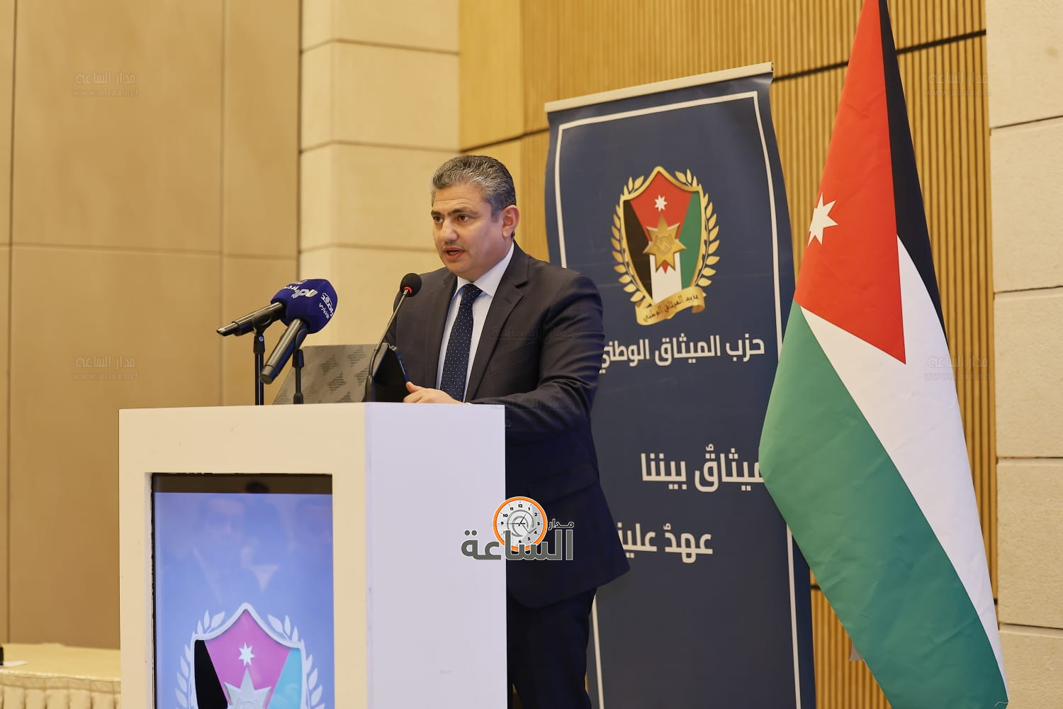 Madar Al-Saa Images 0.9475346824838501