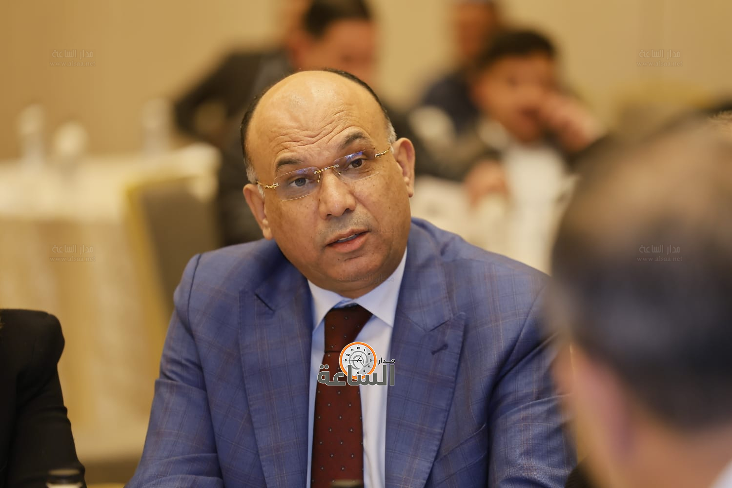 Madar Al-Saa Images 0.05683559153689188