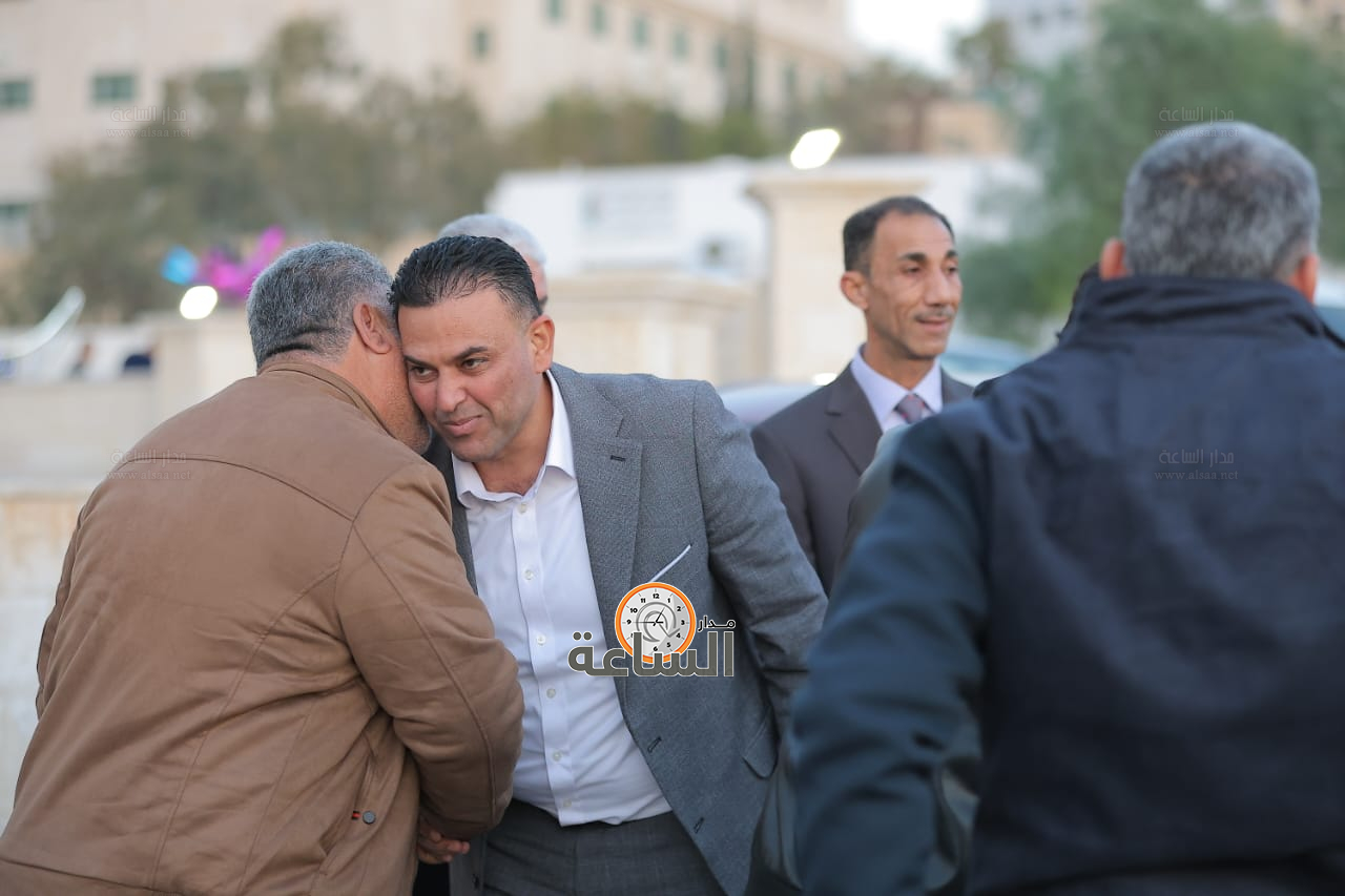 Madar Al-Saa Images 0.5454435572455487