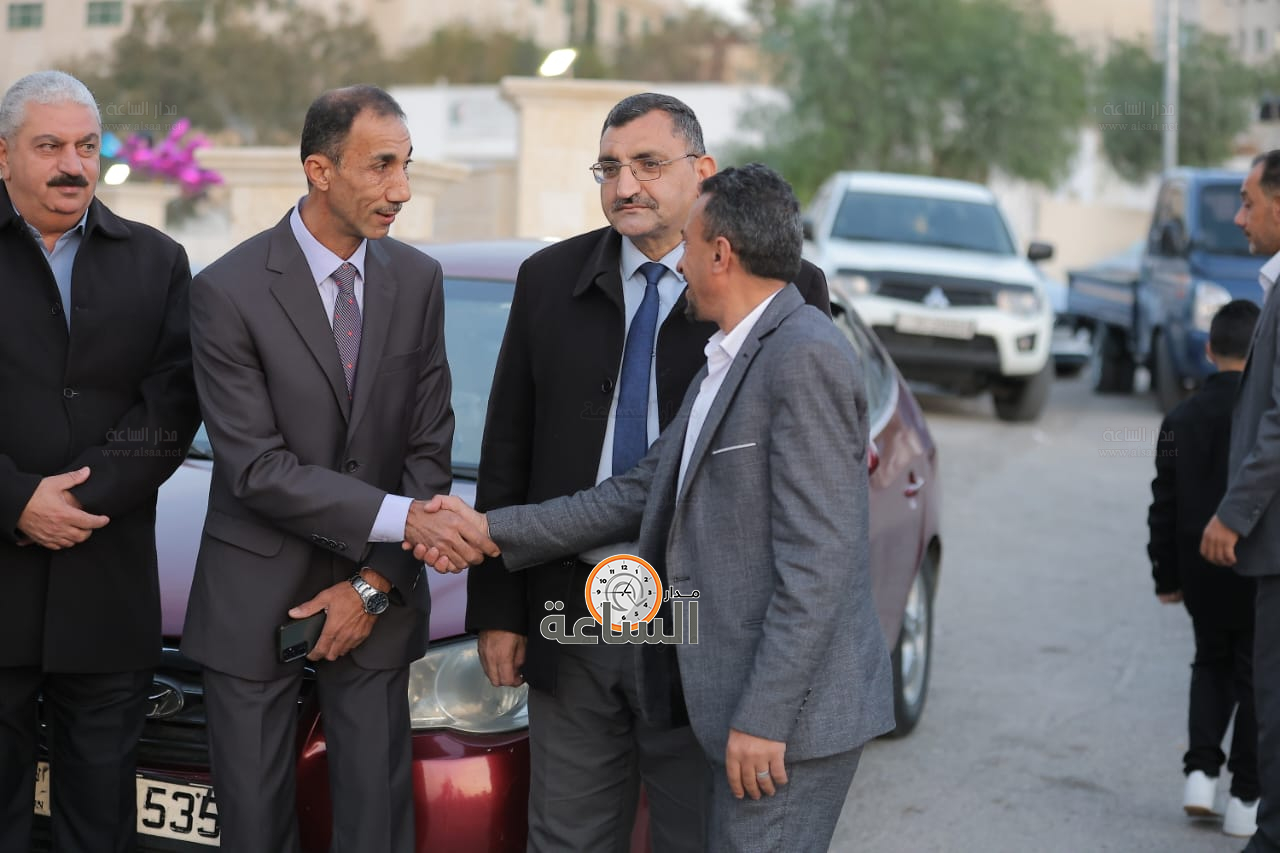 Madar Al-Saa Images 0.6518418692888766