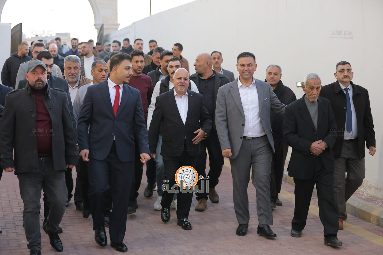 Madar Al-Saa Images 0.816748114194987