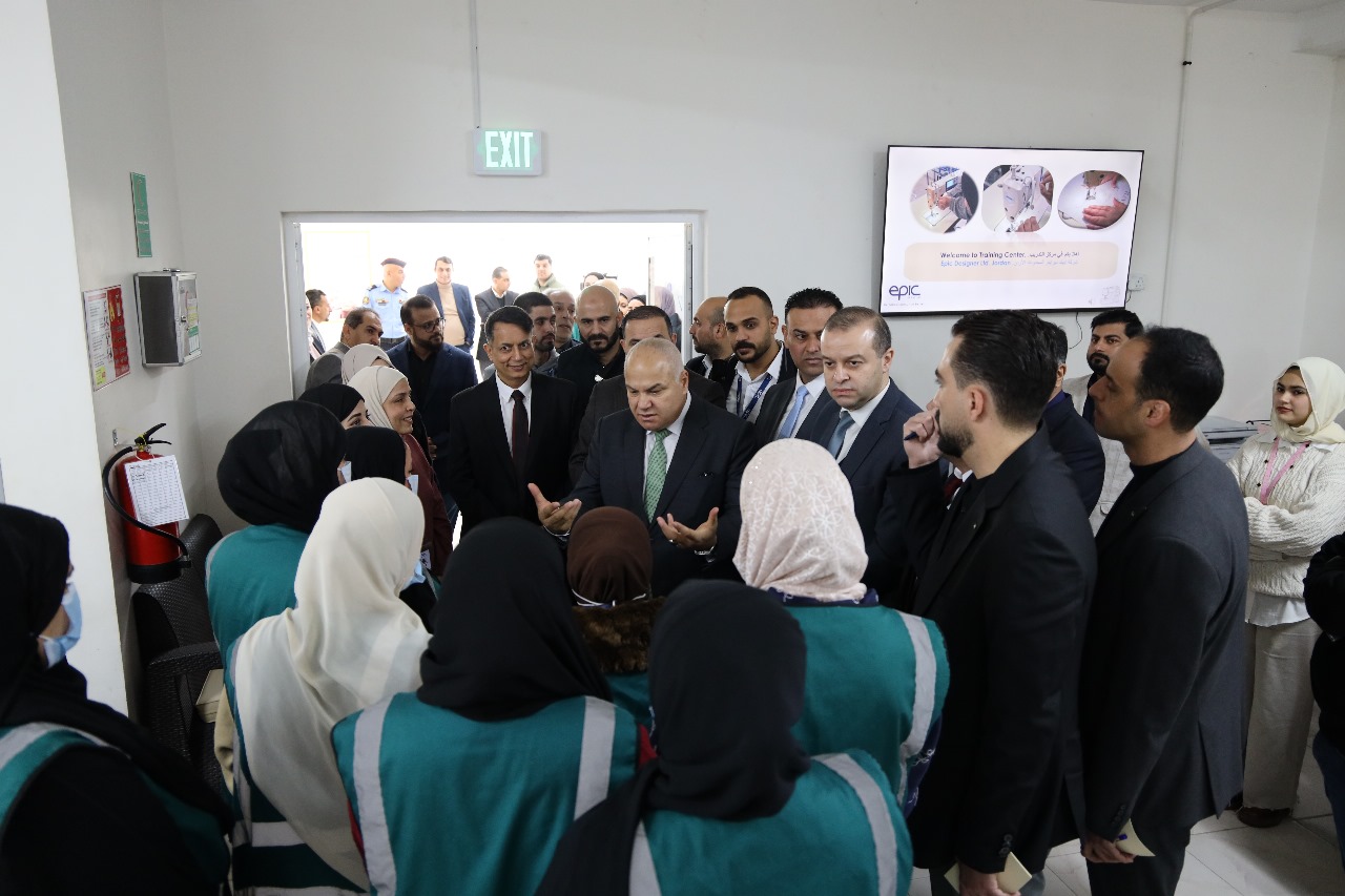 Madar Al-Saa Images 0.4009047469346394