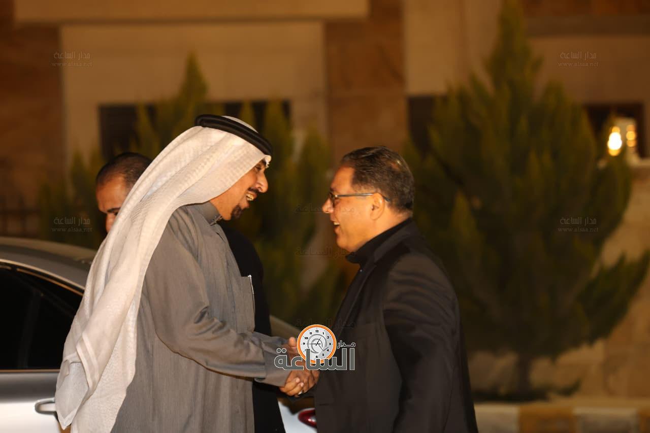 Madar Al-Saa Images 0.702183714133729