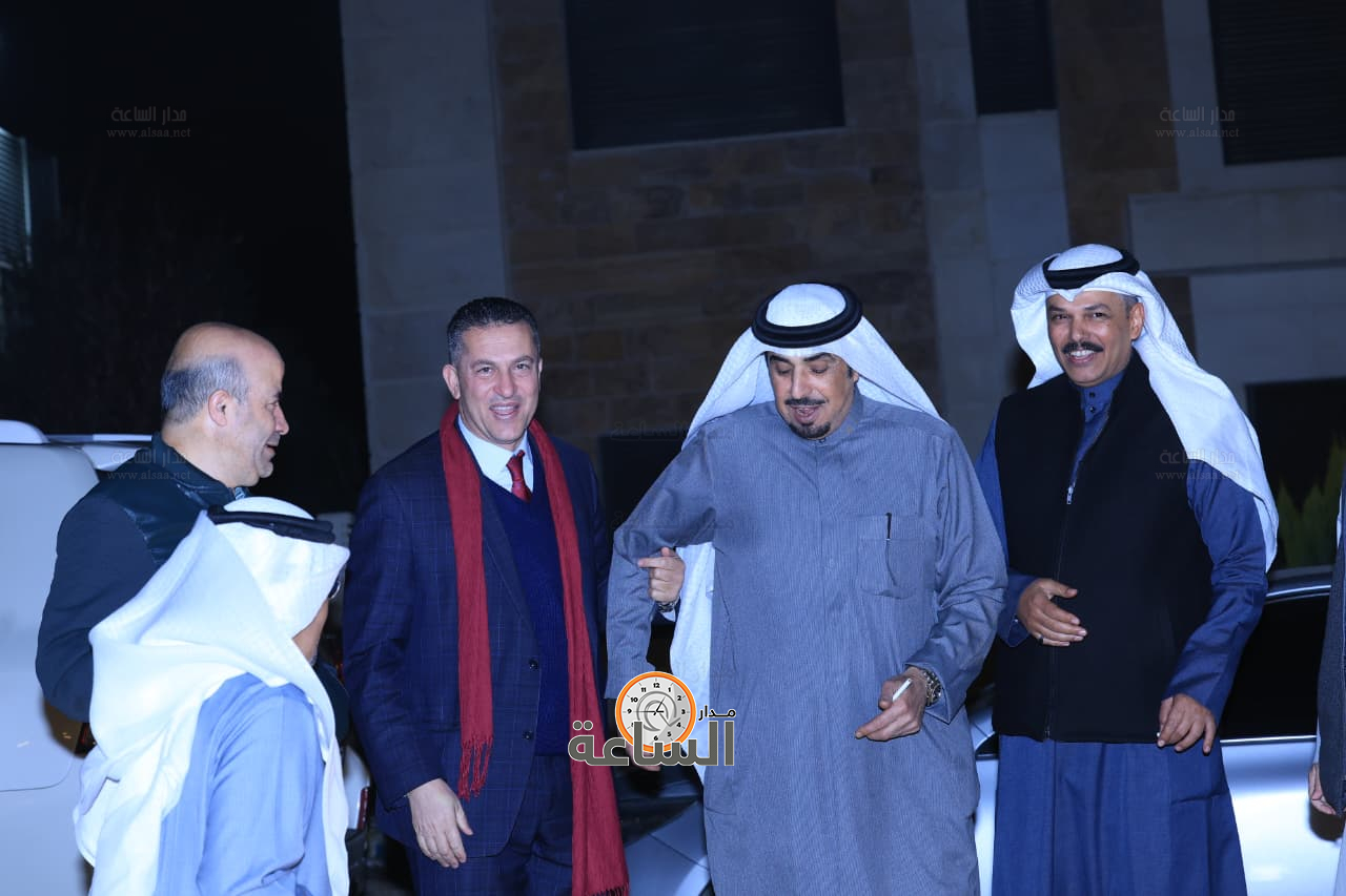 Madar Al-Saa Images 0.868585569369837