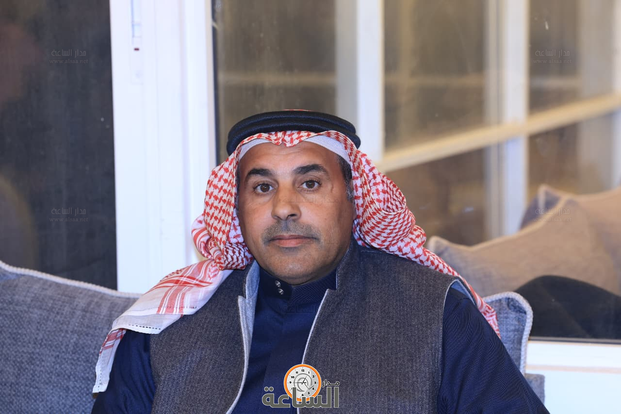 Madar Al-Saa Images 0.520687797967297