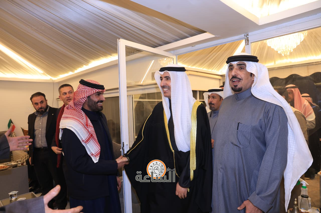 Madar Al-Saa Images 0.10326172070917827