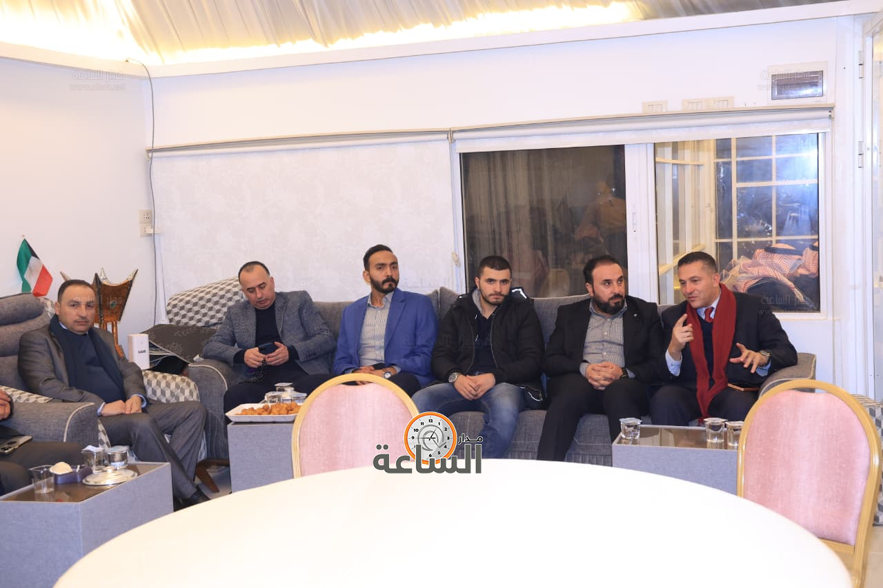 Madar Al-Saa Images 0.37383229333154155