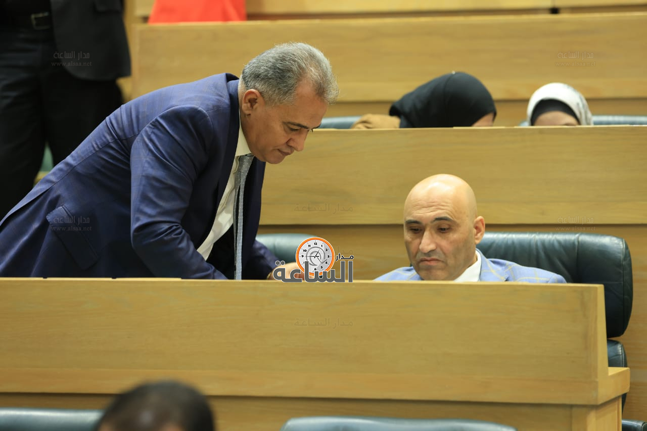 Madar Al-Saa Images 0.07854983150463102