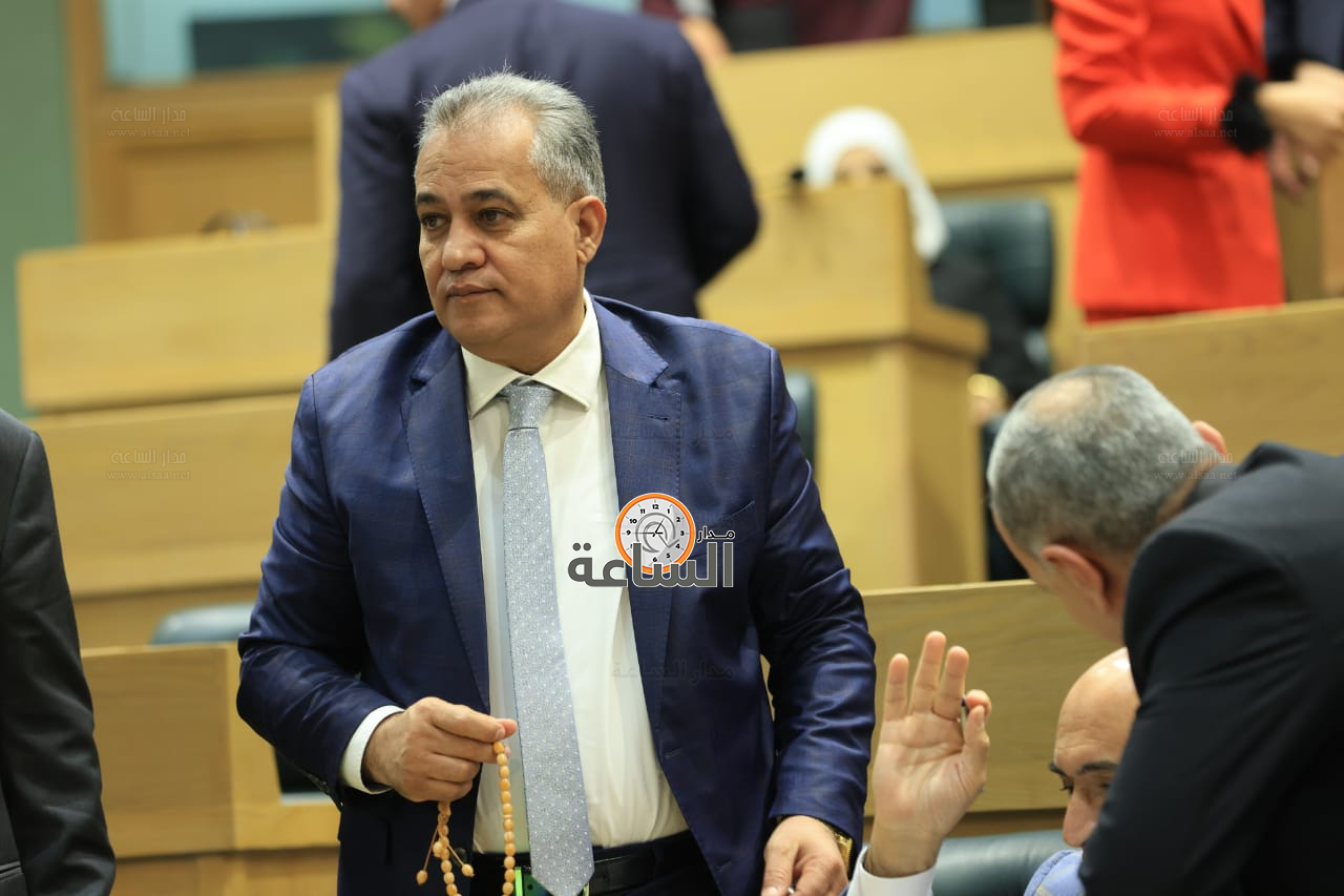 Madar Al-Saa Images 0.21505382846664967