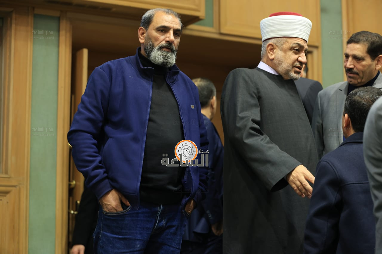 Madar Al-Saa Images 0.011185081654679685