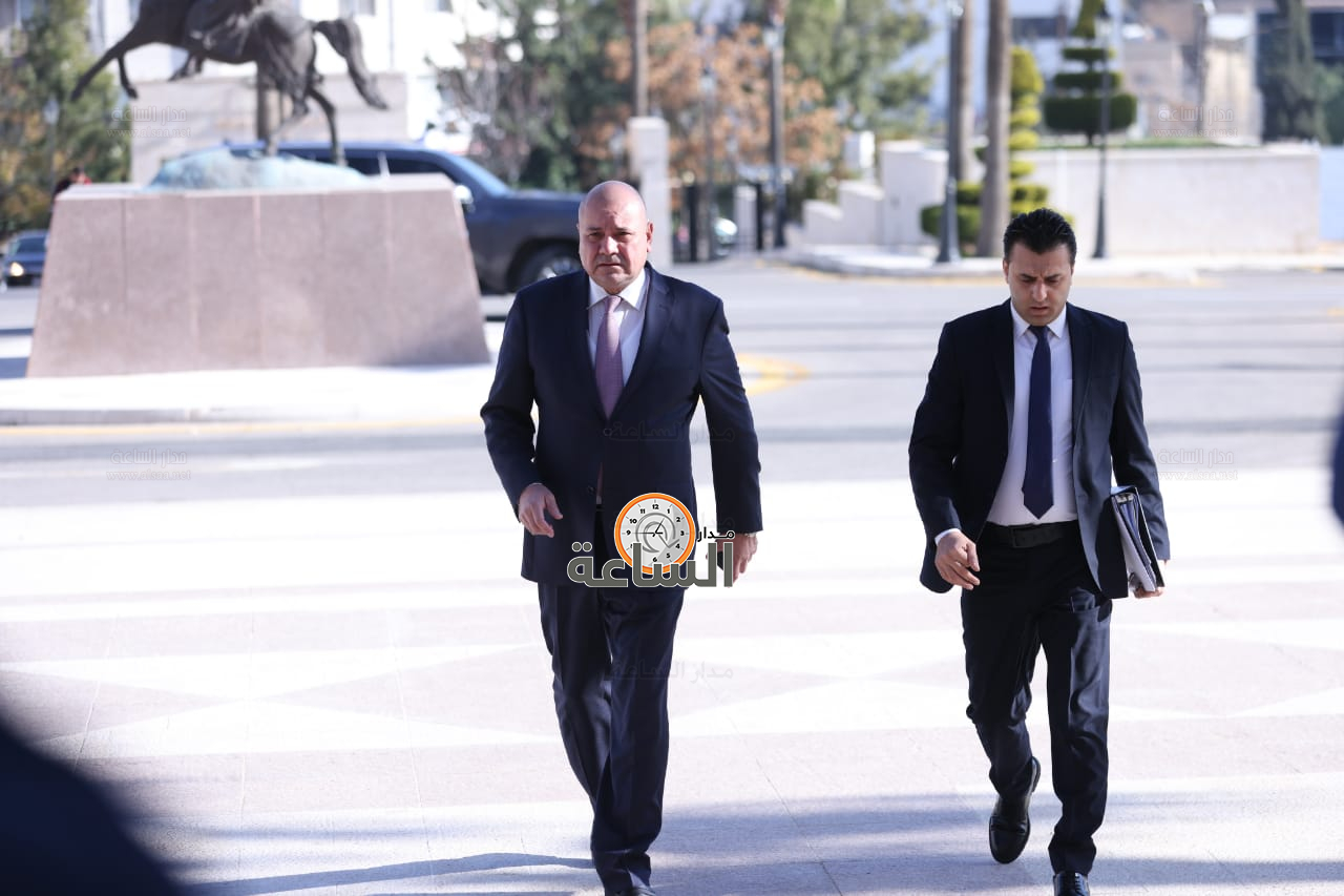 Madar Al-Saa Images 0.6346623543466606