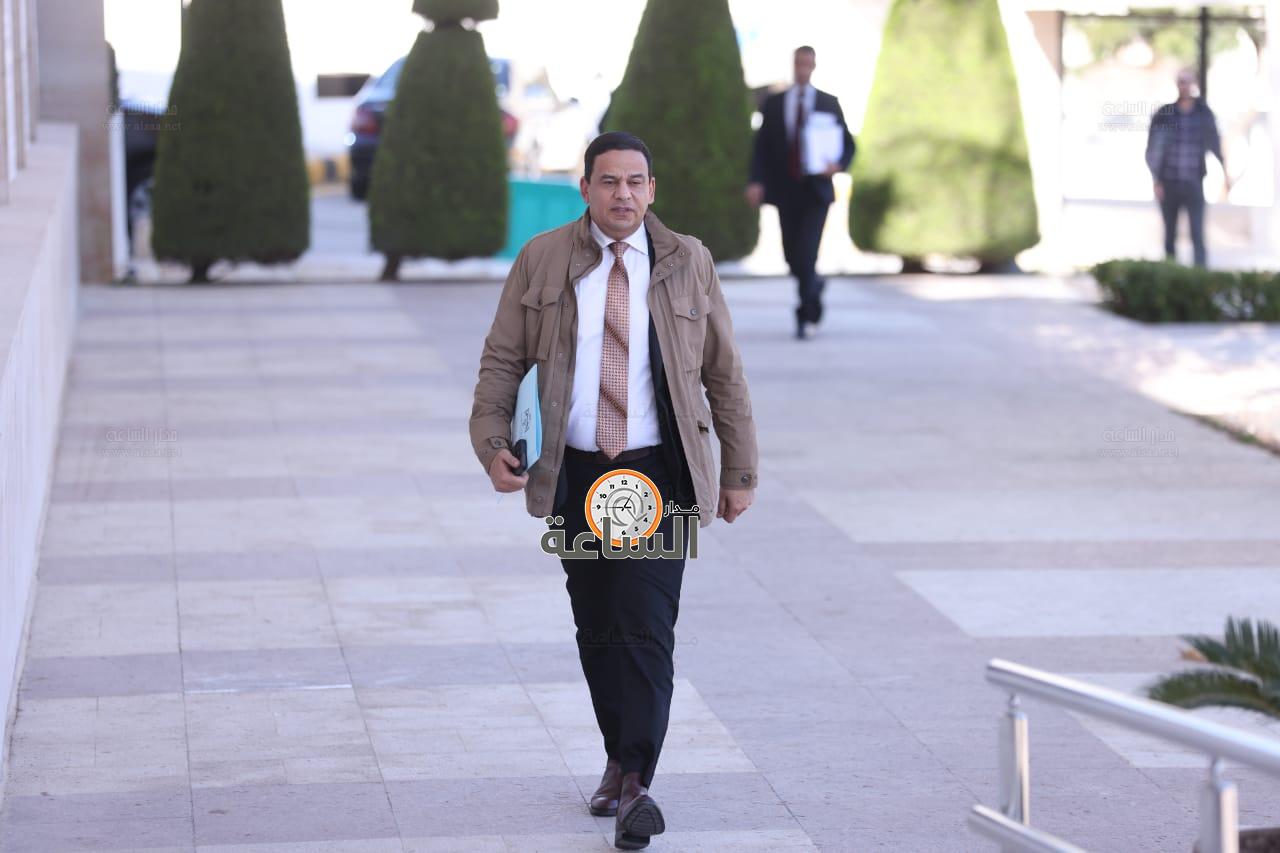 Madar Al-Saa Images 0.7420309847181156