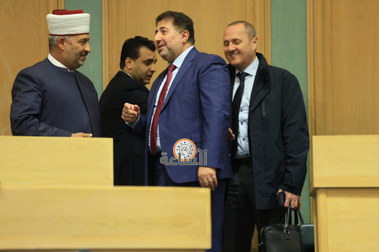 Madar Al-Saa Images 0.9231710475979993