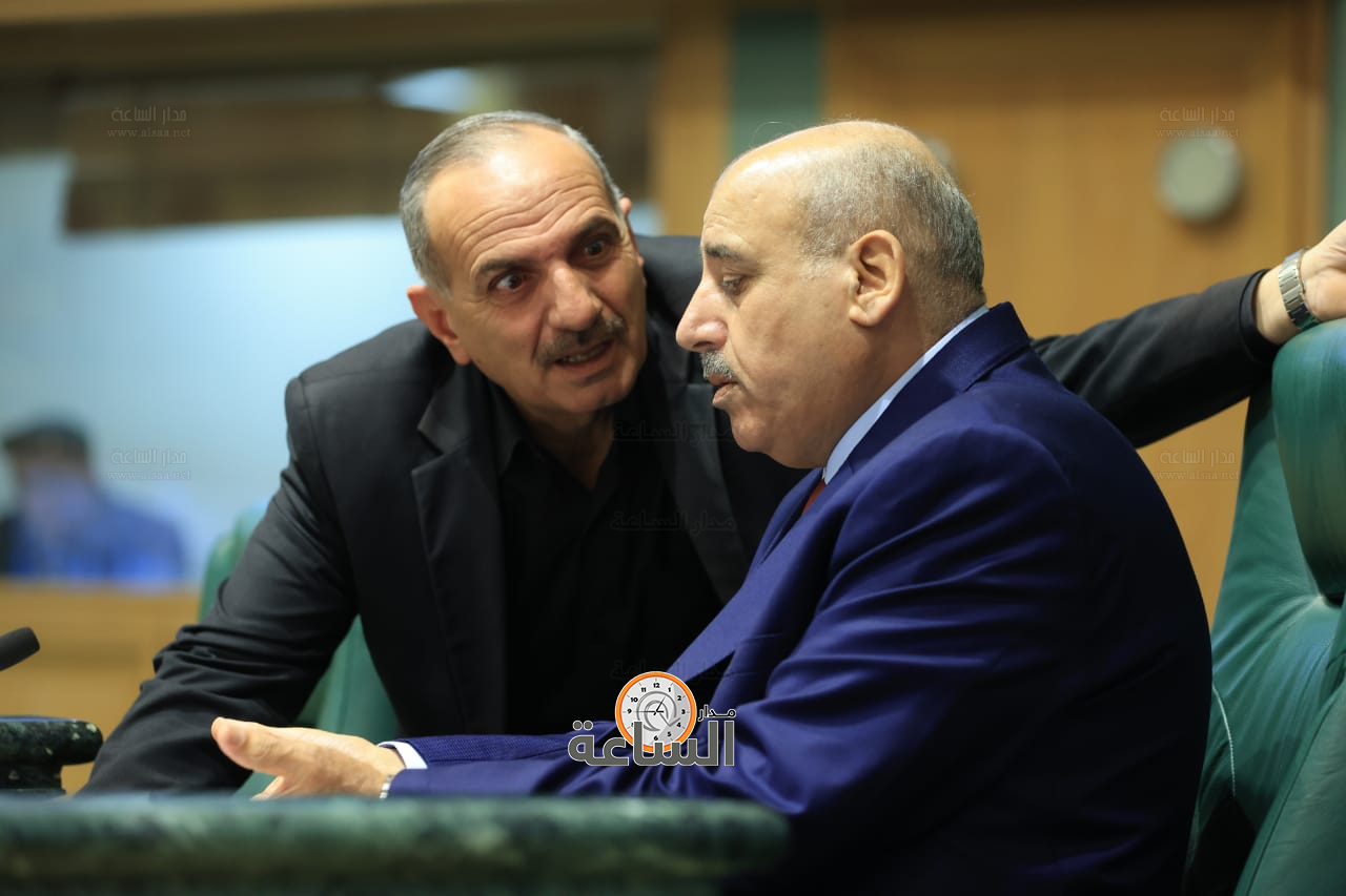 Madar Al-Saa Images 0.3595174631953607