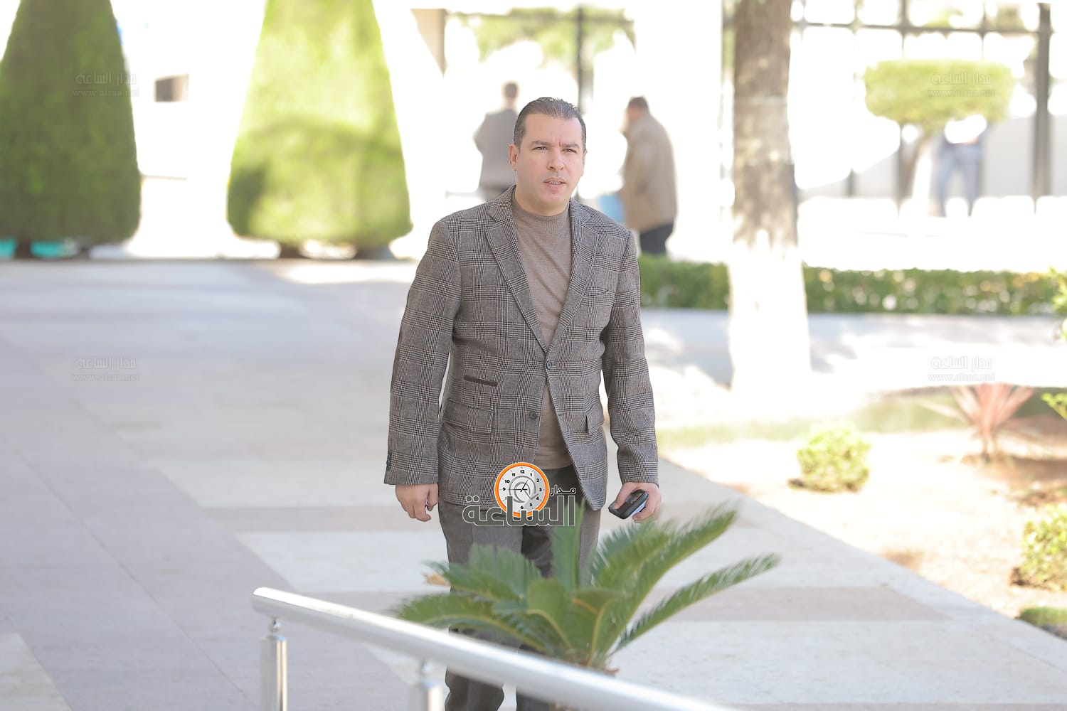 Madar Al-Saa Images 0.5793535335750158