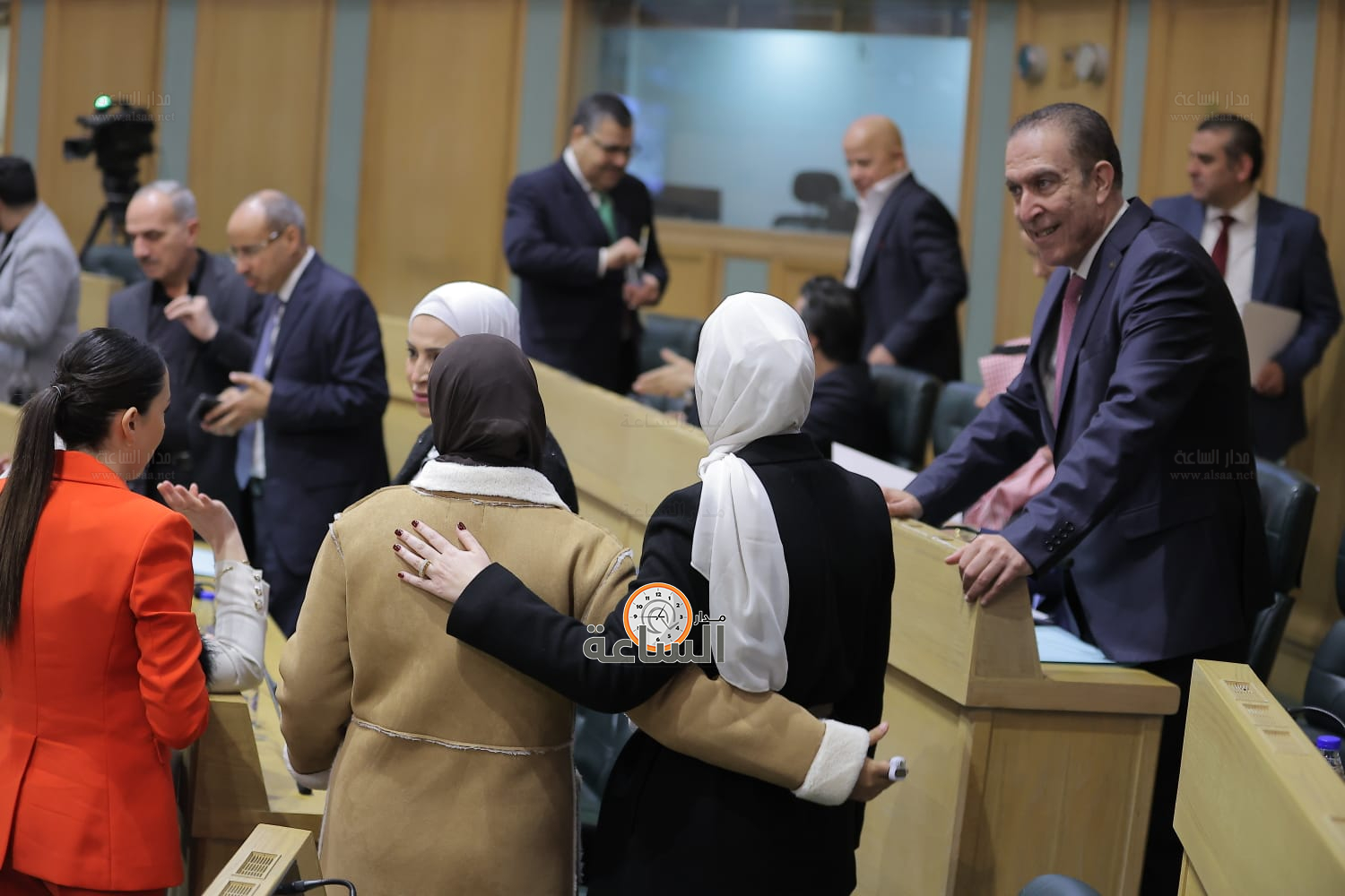 Madar Al-Saa Images 0.973869241895131