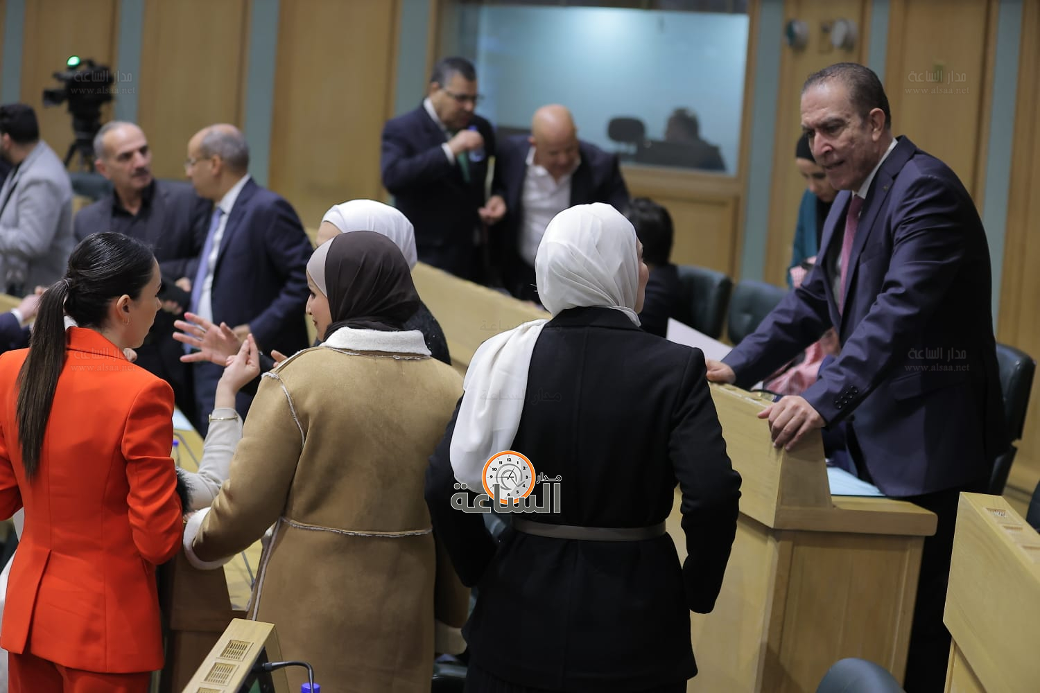 Madar Al-Saa Images 0.3603301188199023