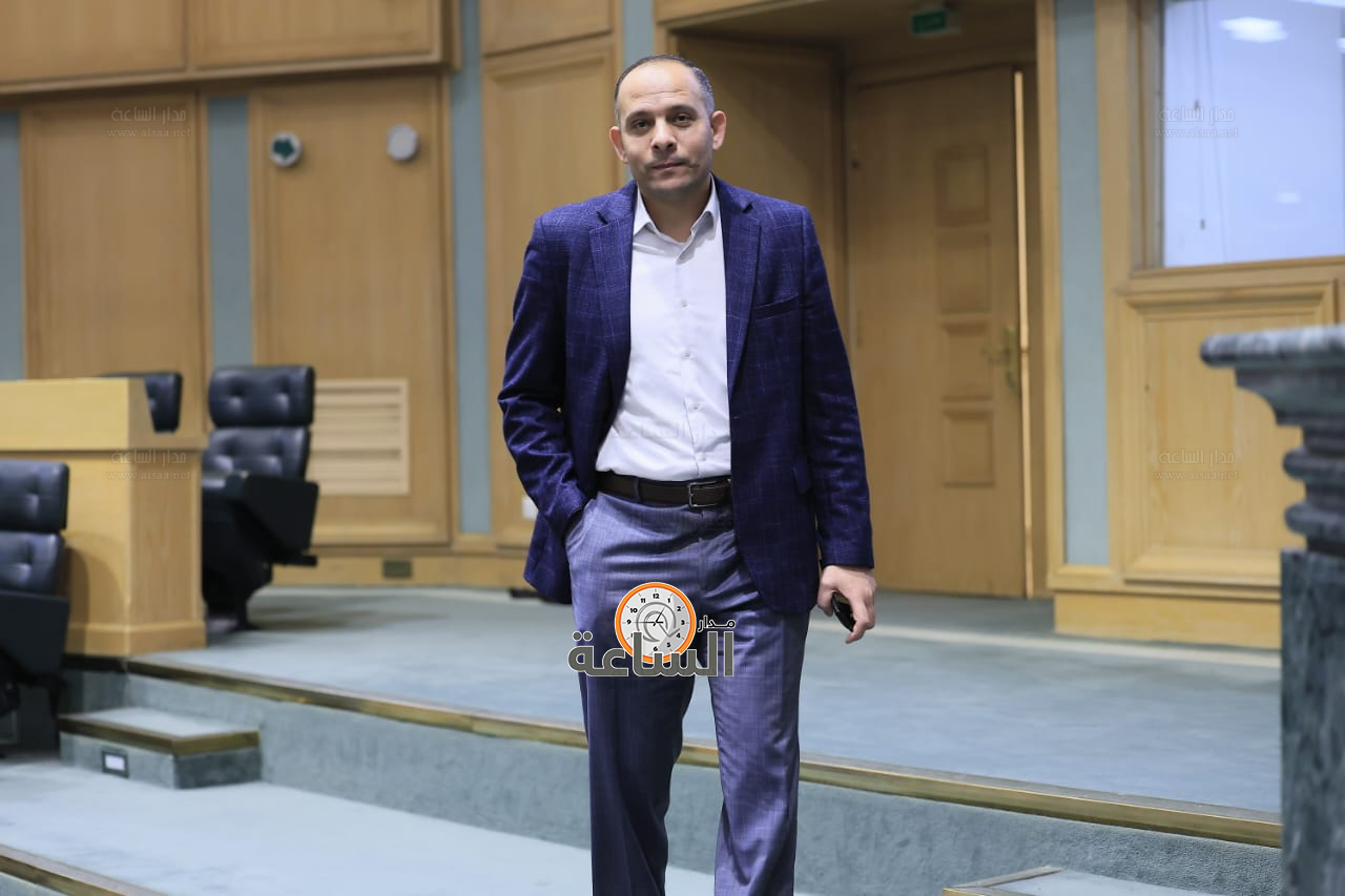 Madar Al-Saa Images 0.9884788050282861