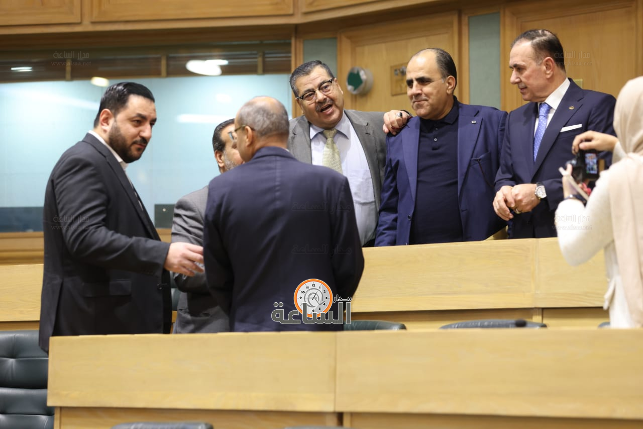 Madar Al-Saa Images 0.4004223544850827