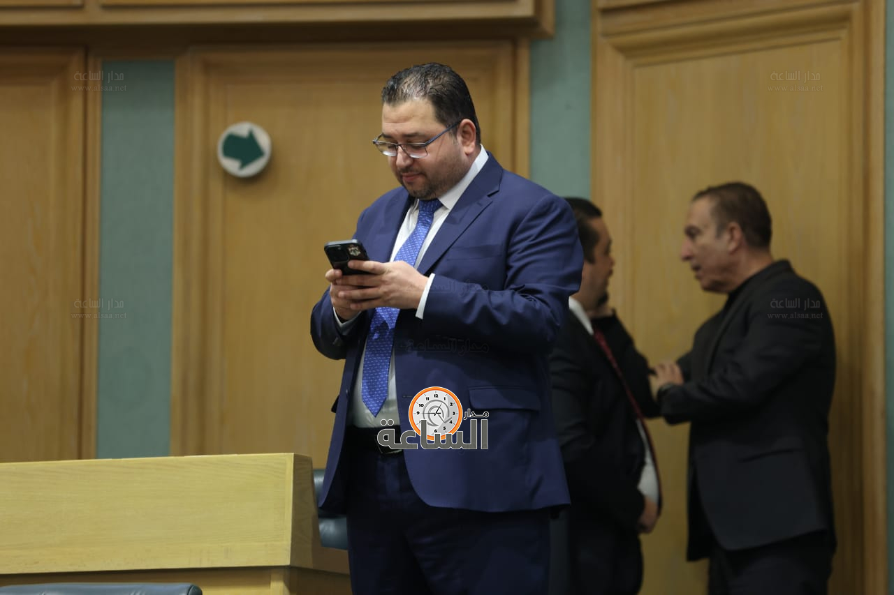 Madar Al-Saa Images 0.8840801211930936