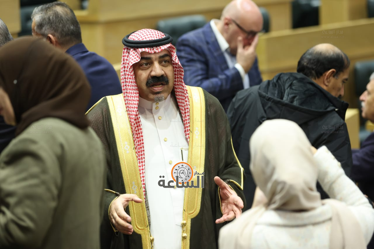 Madar Al-Saa Images 0.9324118221918227