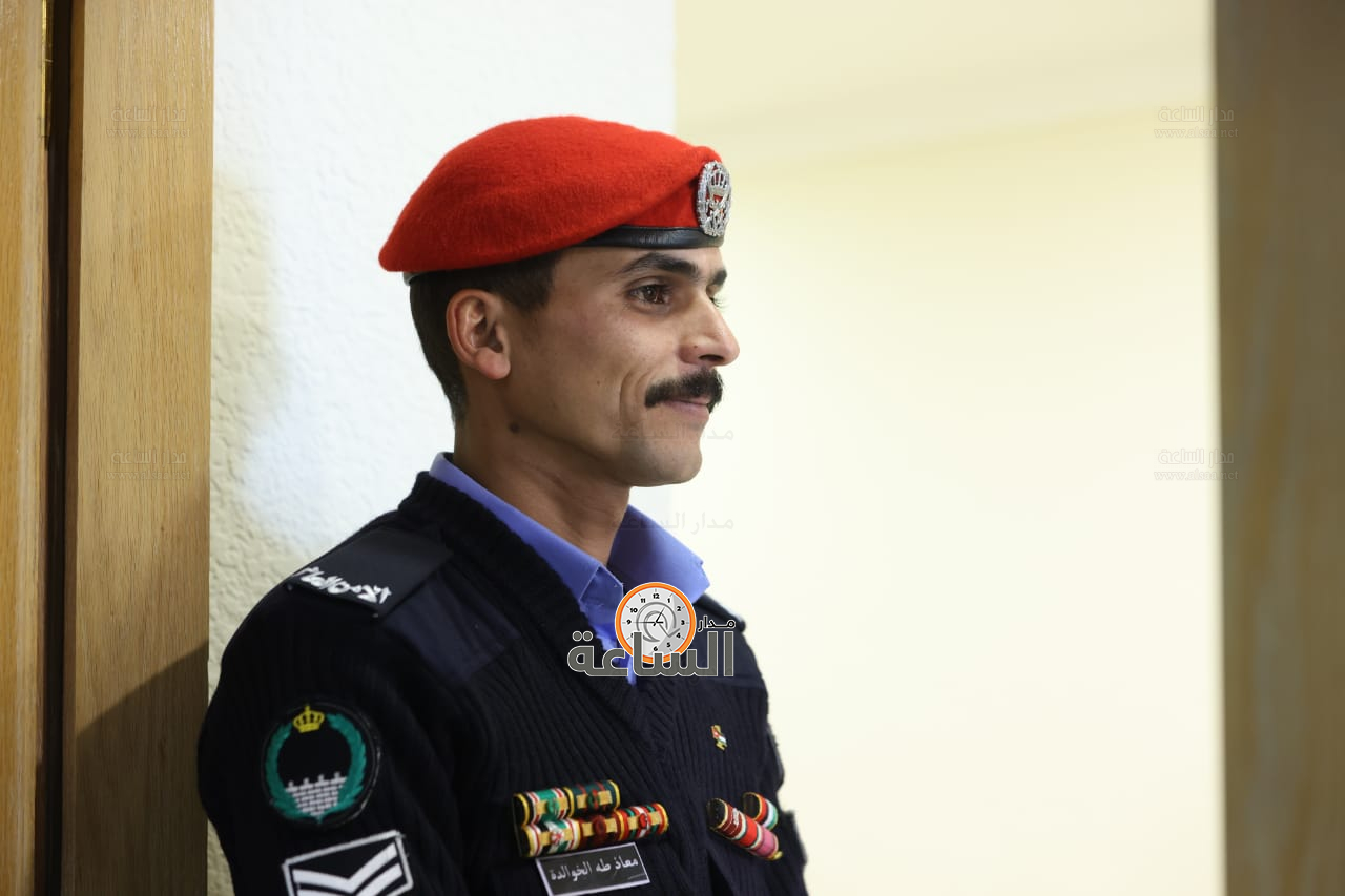 Madar Al-Saa Images 0.4357732115974009