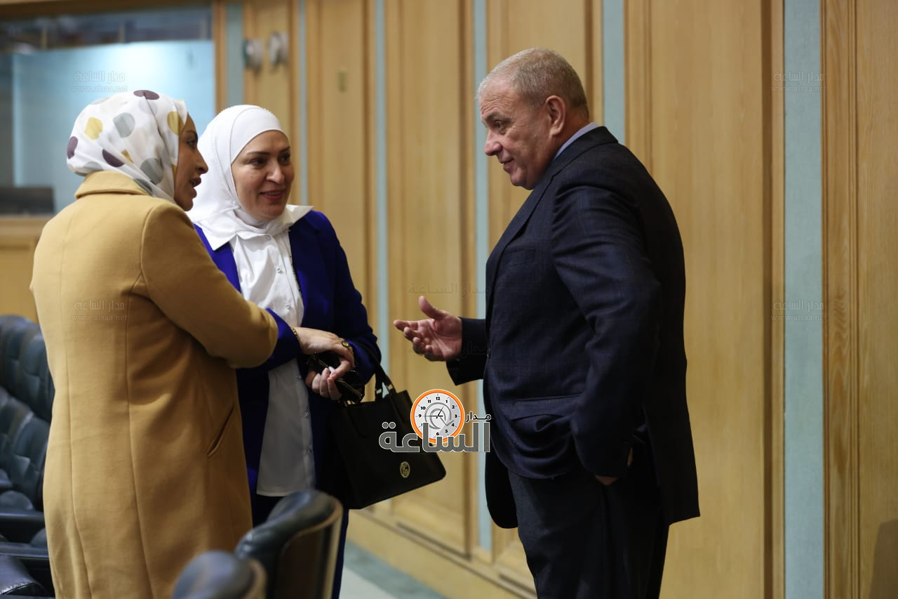 Madar Al-Saa Images 0.569520041852813