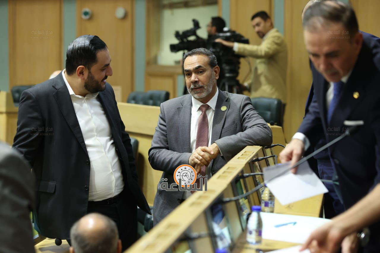 Madar Al-Saa Images 0.5608338409436111