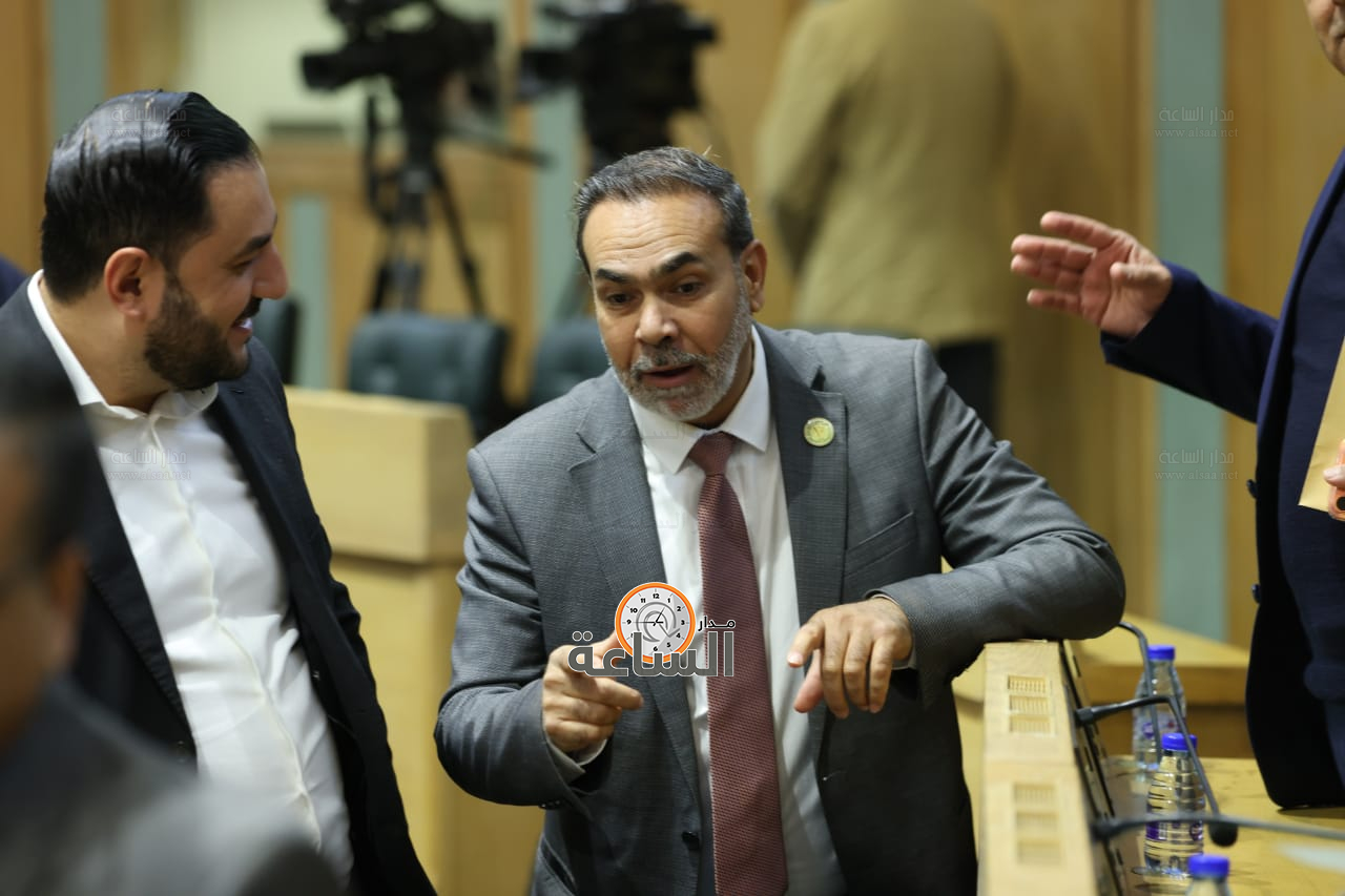 Madar Al-Saa Images 0.6566299368580868