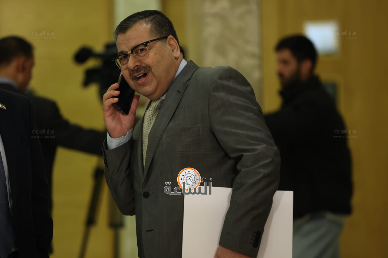 Madar Al-Saa Images 0.19653405330246687