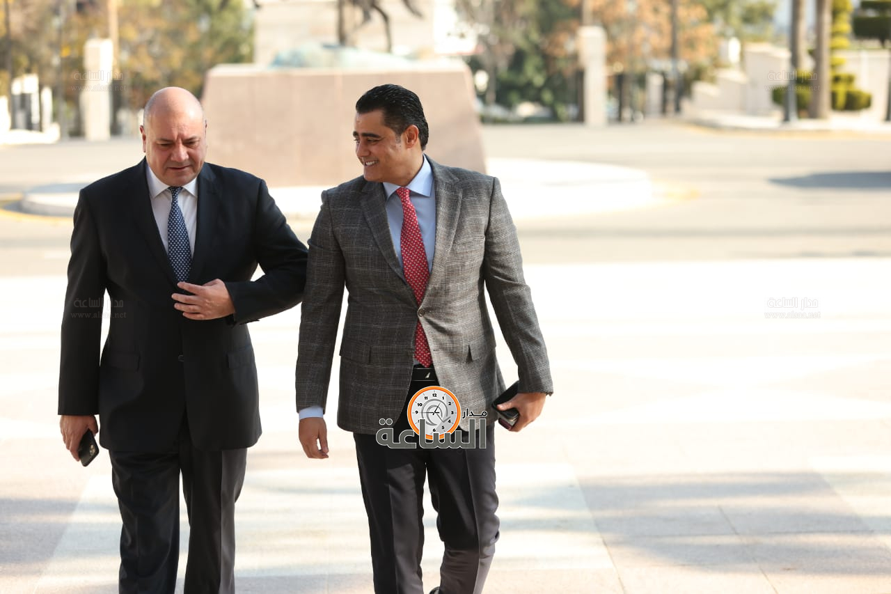 Madar Al-Saa Images 0.7580073021719234