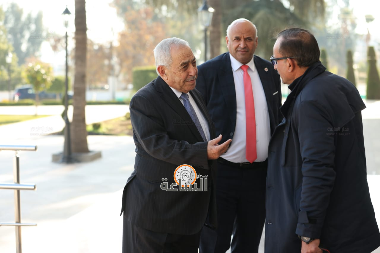 Madar Al-Saa Images 0.6524762874442104