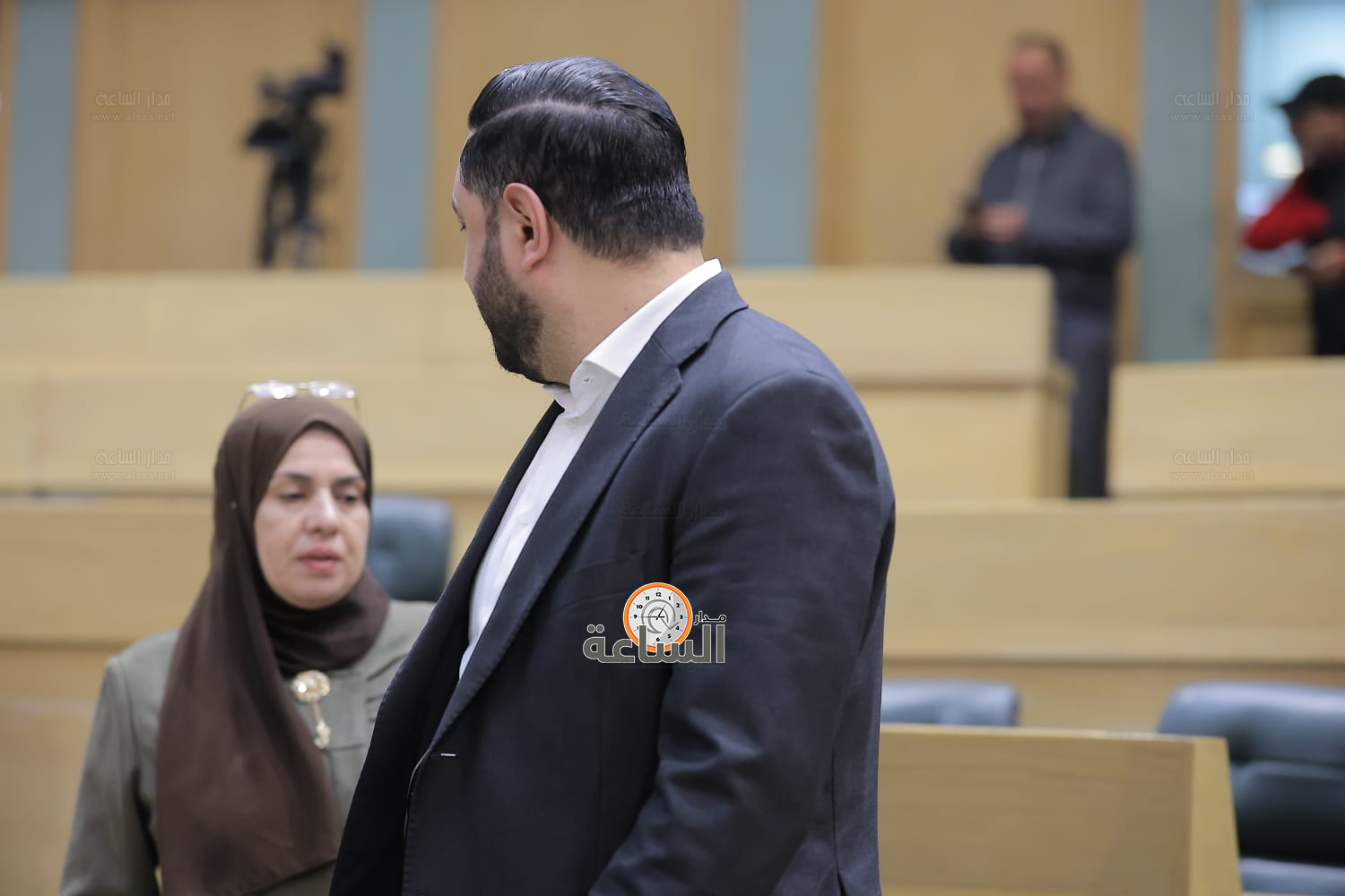 Madar Al-Saa Images 0.5596998944217837