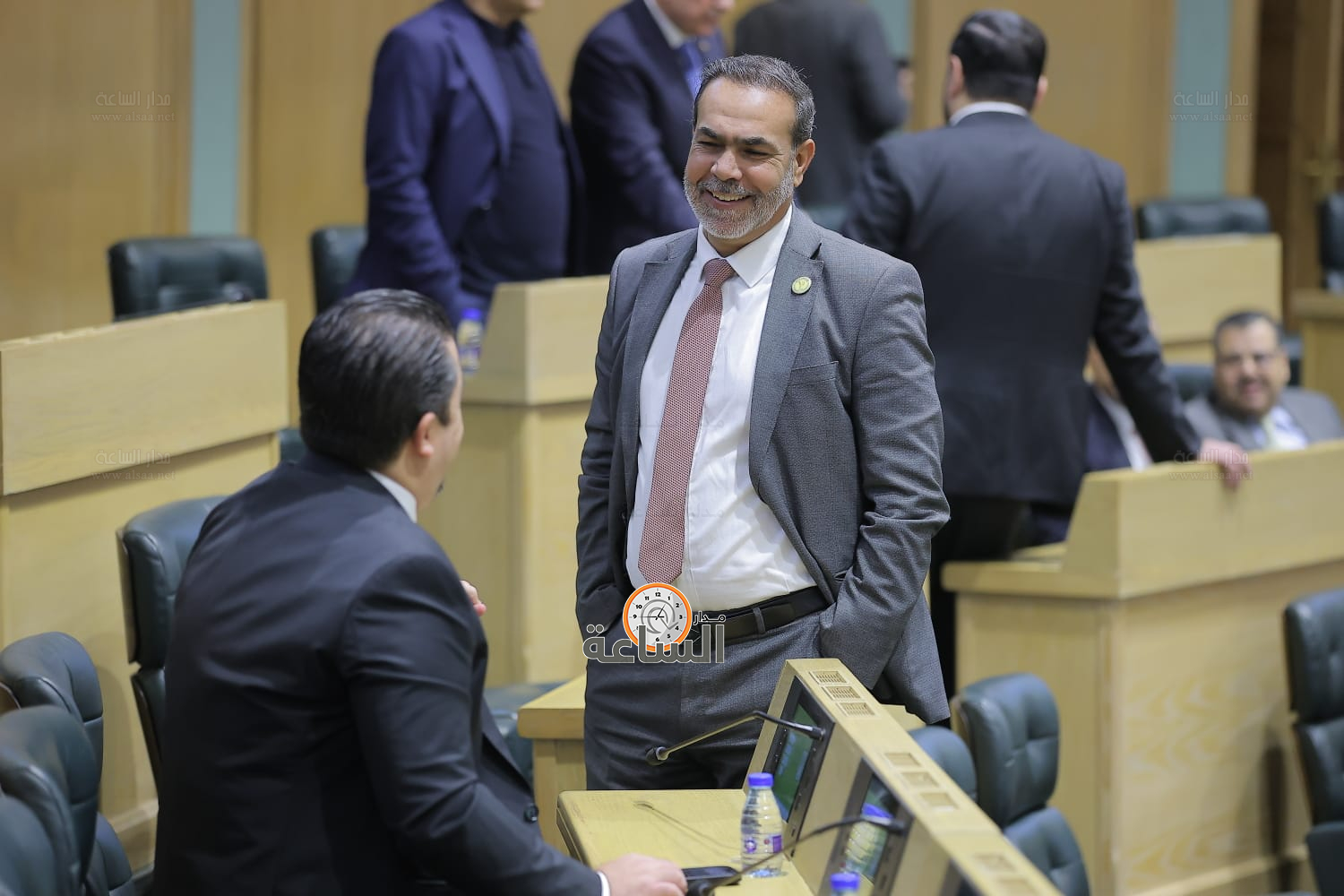 Madar Al-Saa Images 0.08466937854474499