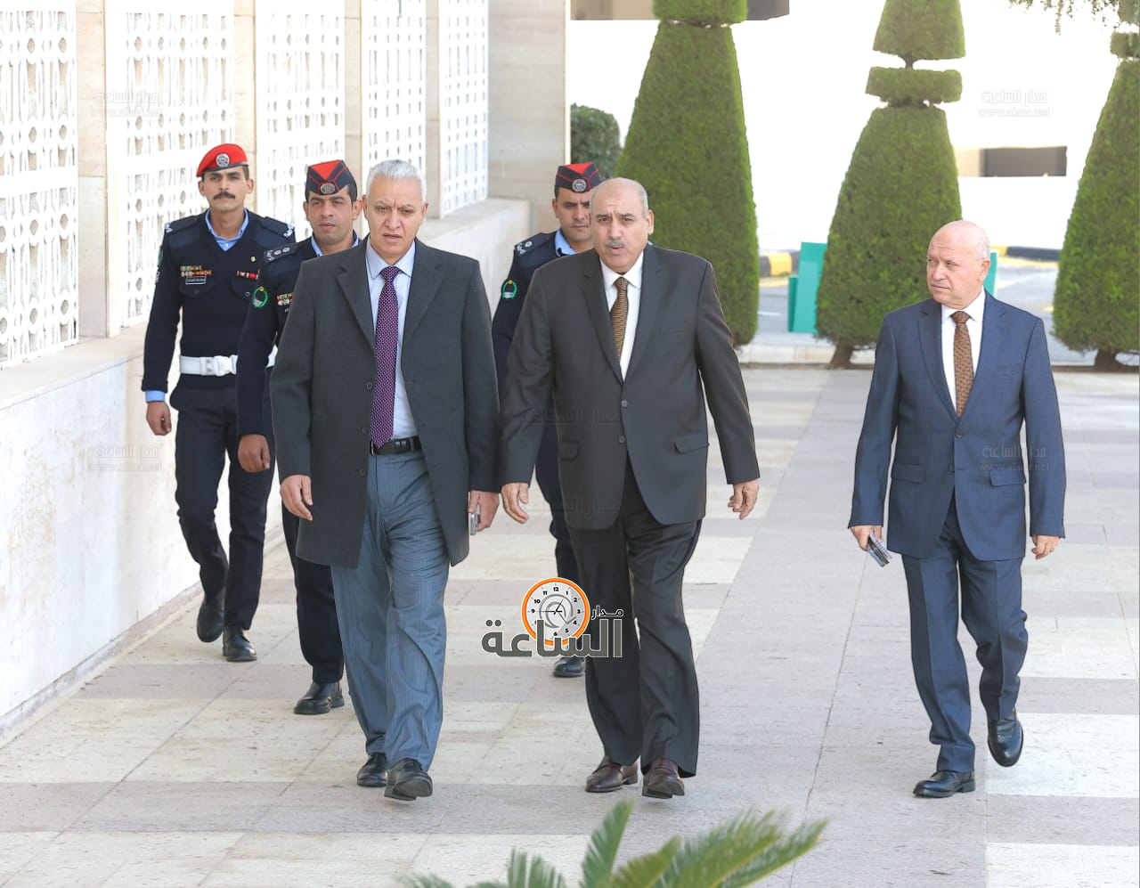 Madar Al-Saa Images 0.7540821357298685