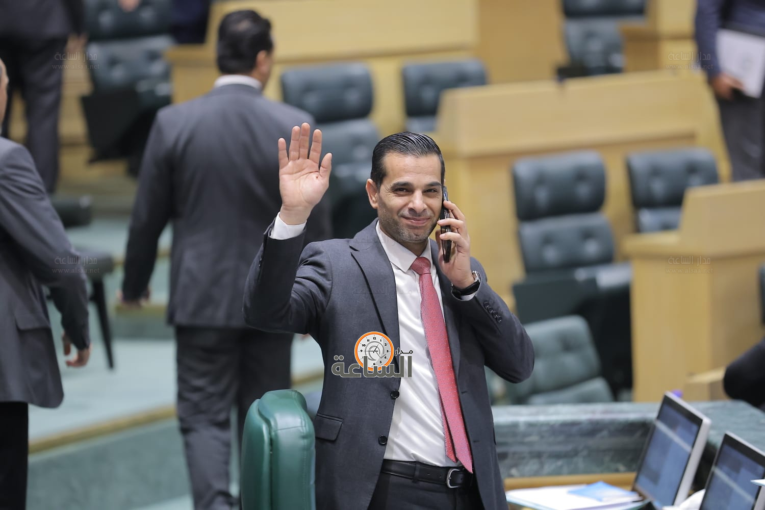 Madar Al-Saa Images 0.9989700853902159