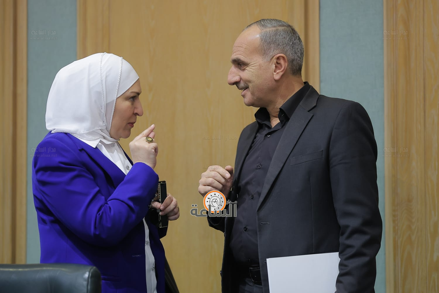 Madar Al-Saa Images 0.4296871884302017