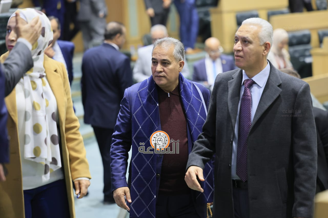 Madar Al-Saa Images 0.7728827617411183