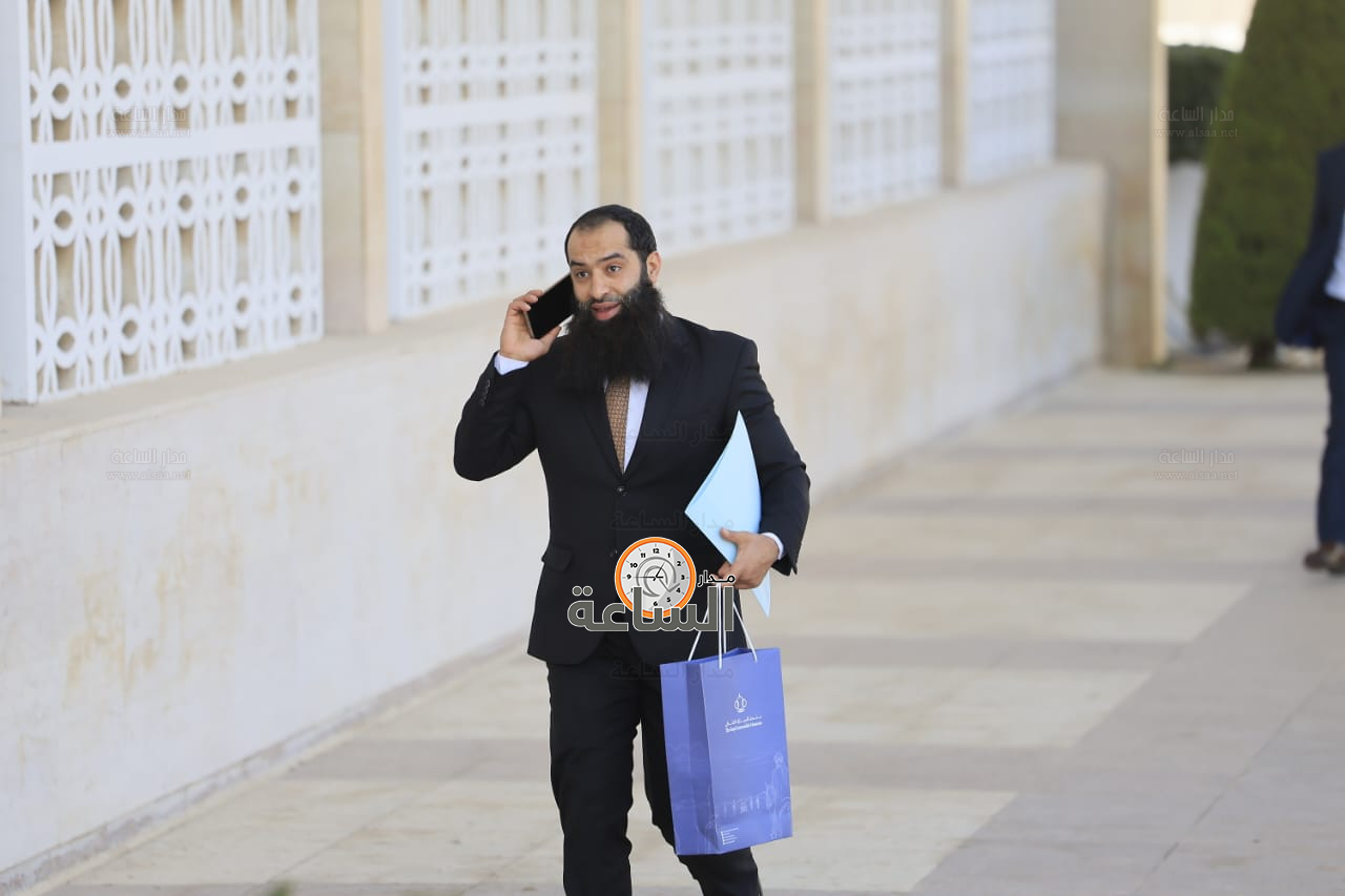 Madar Al-Saa Images 0.47540723742225754