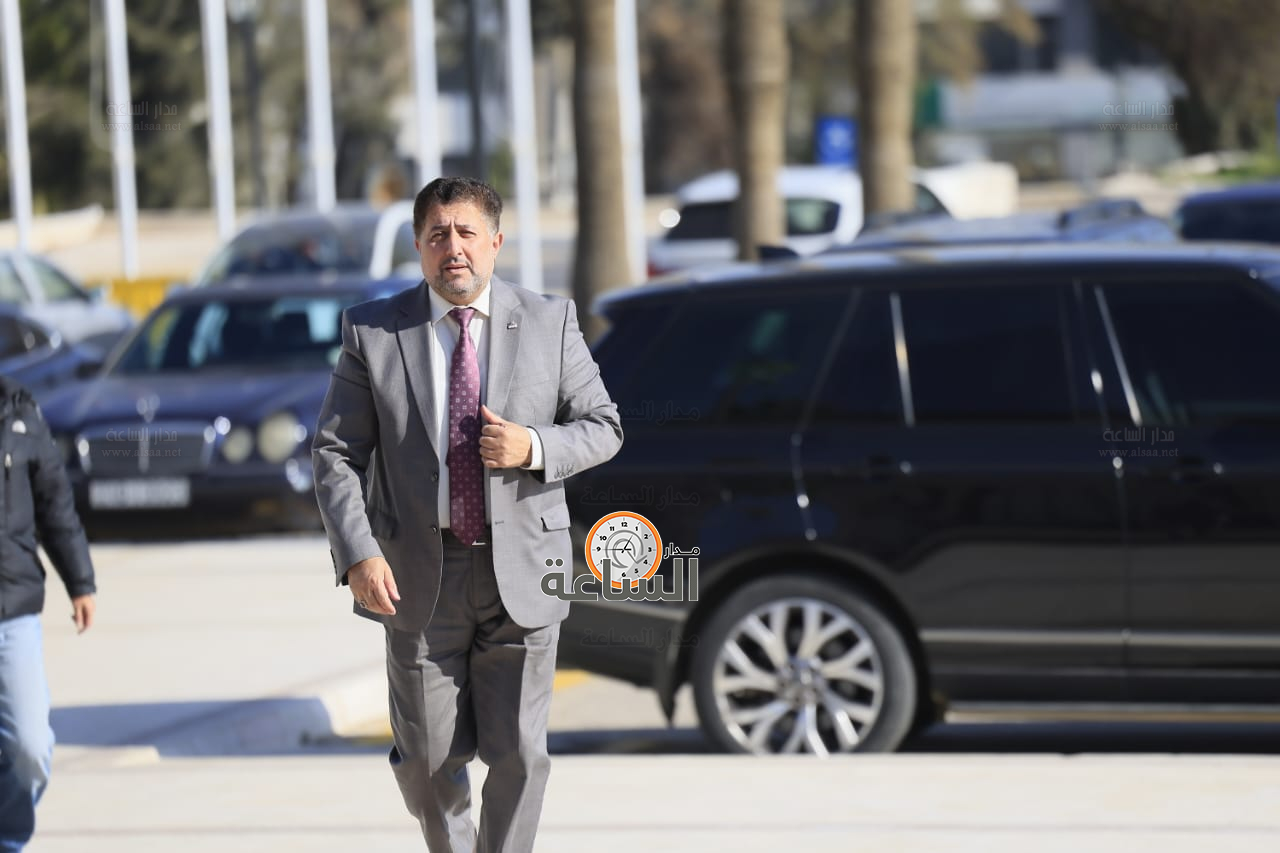 Madar Al-Saa Images 0.7467049307208504