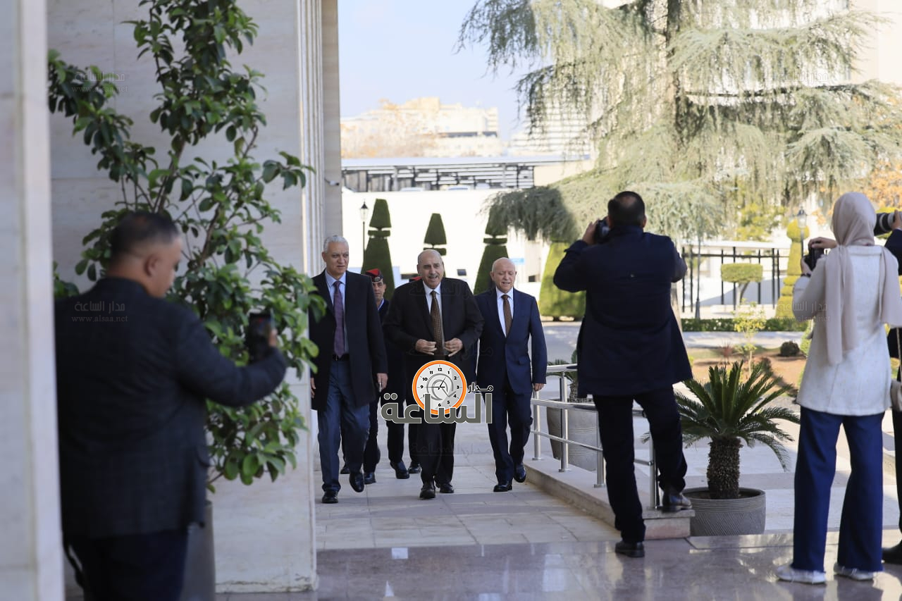 Madar Al-Saa Images 0.8260688095650399