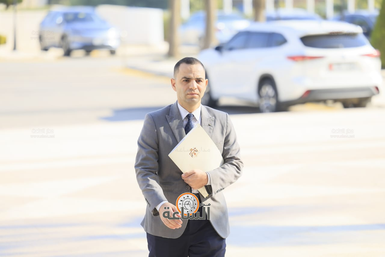 Madar Al-Saa Images 0.5805169057313656