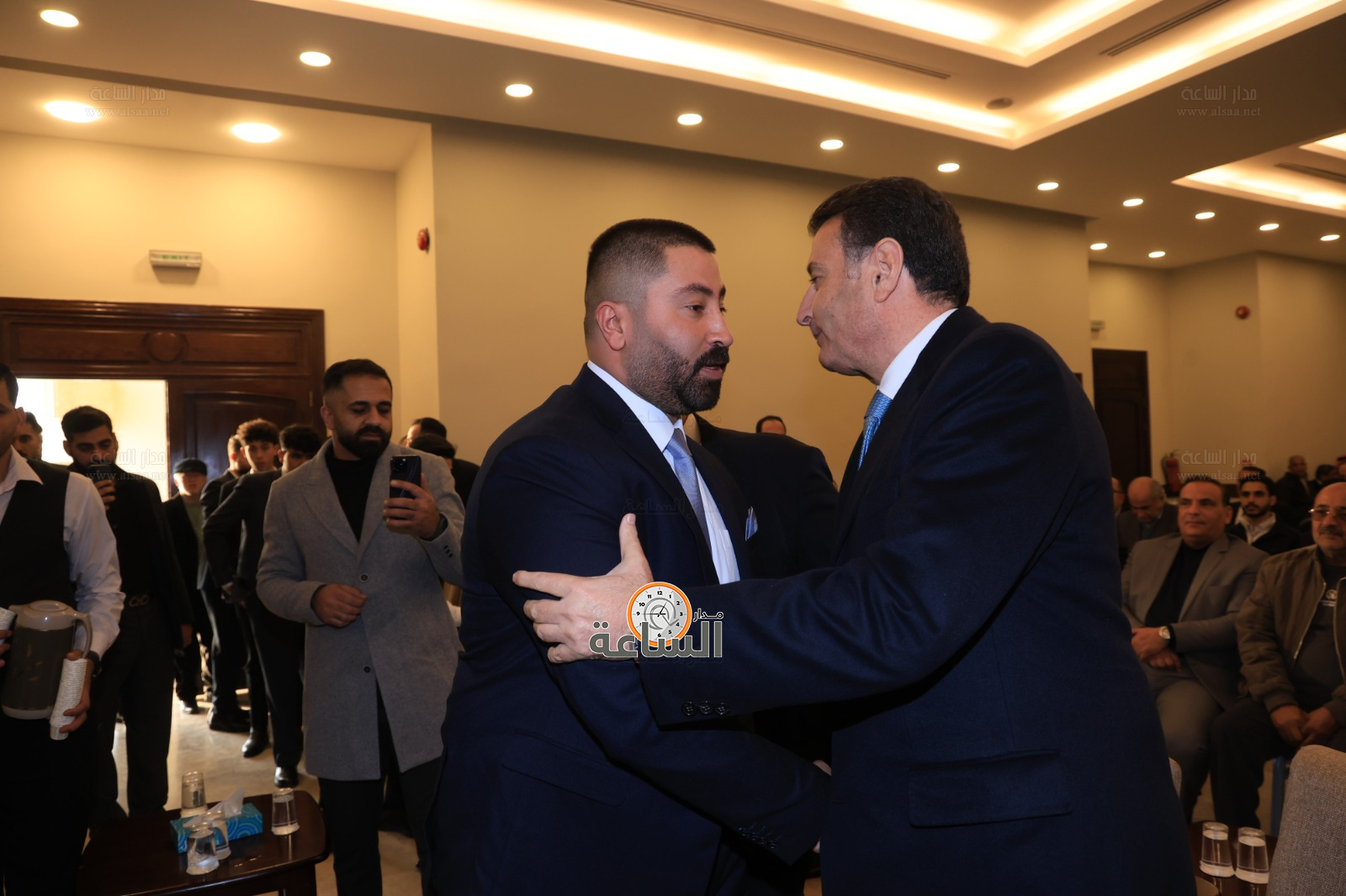 Madar Al-Saa Images 0.7984733099234564