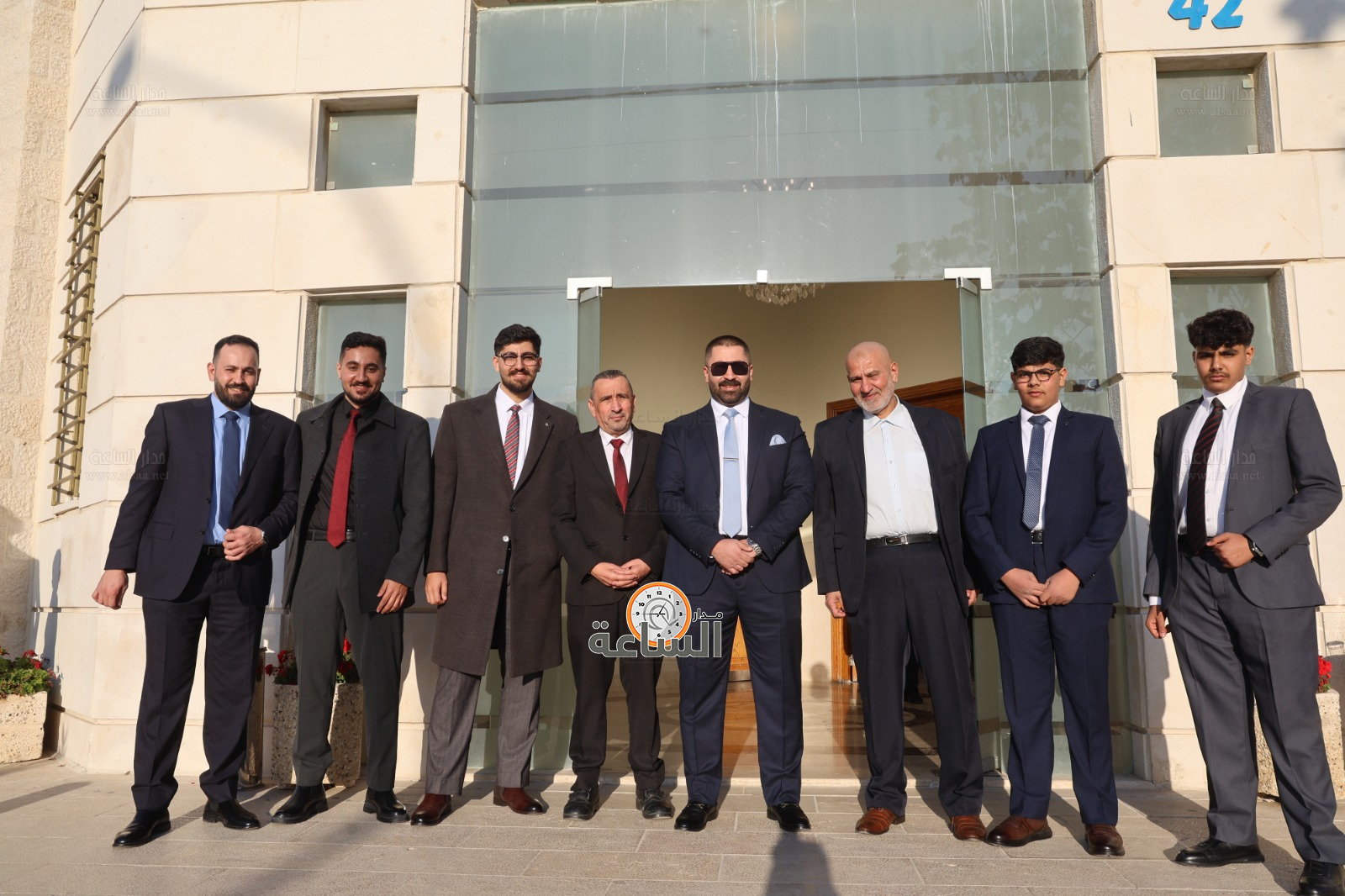 Madar Al-Saa Images 0.10540877111401525