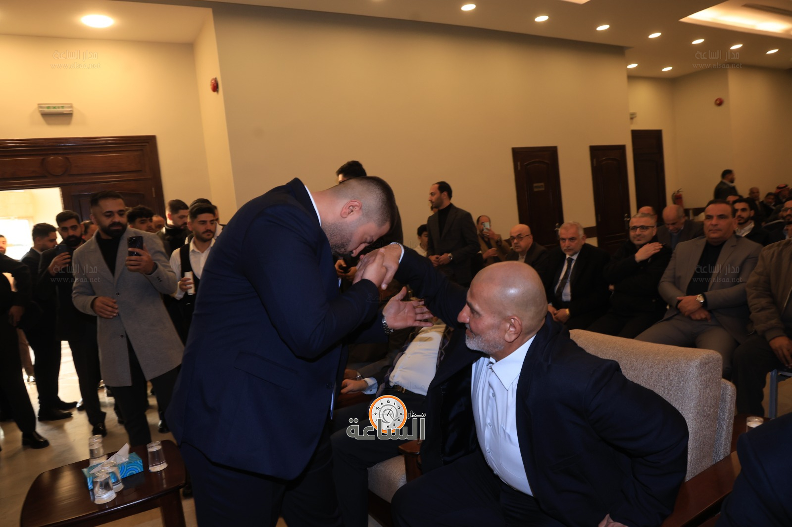 Madar Al-Saa Images 0.6531942162606139