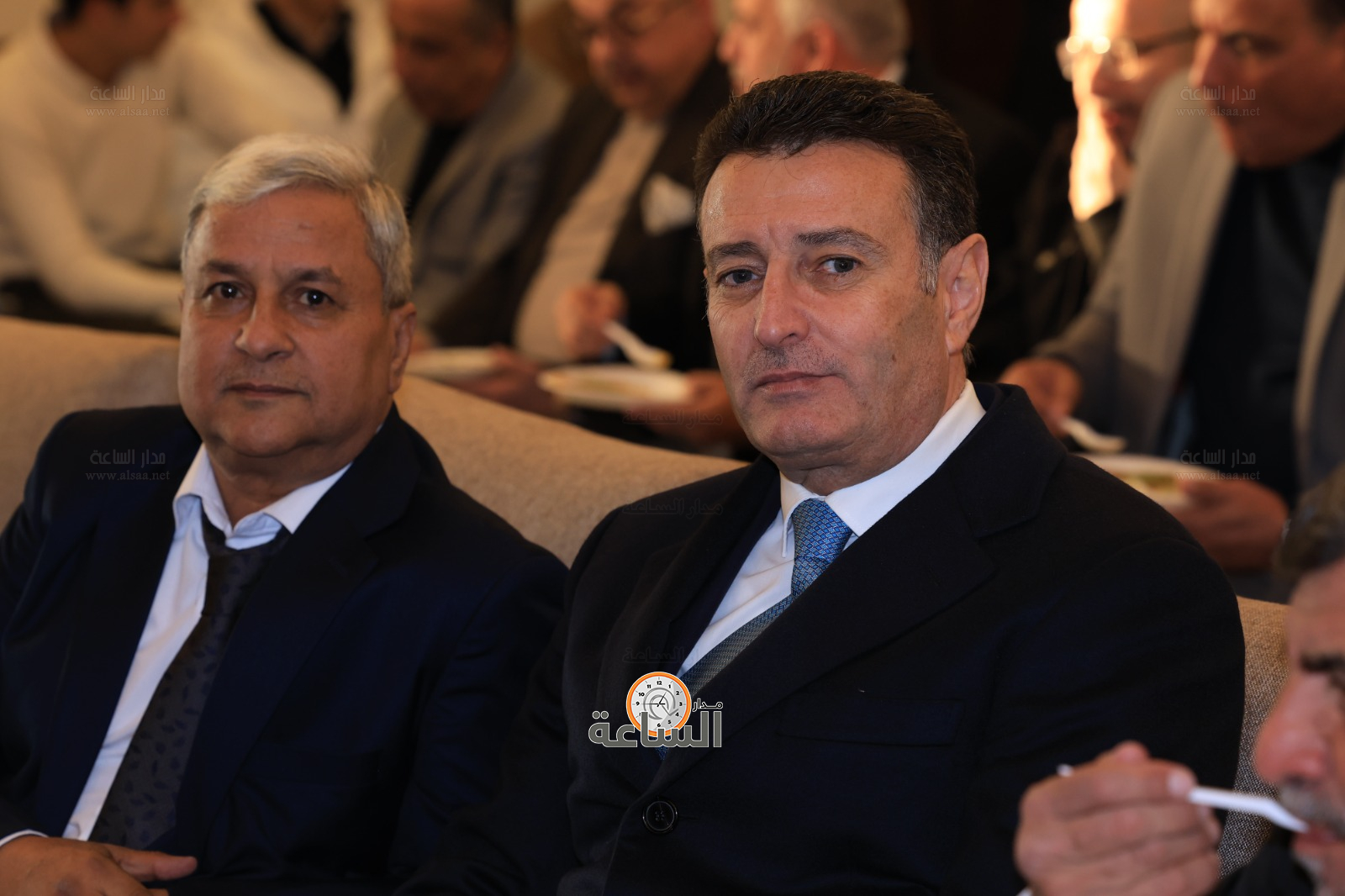 Madar Al-Saa Images 0.8777554462893604