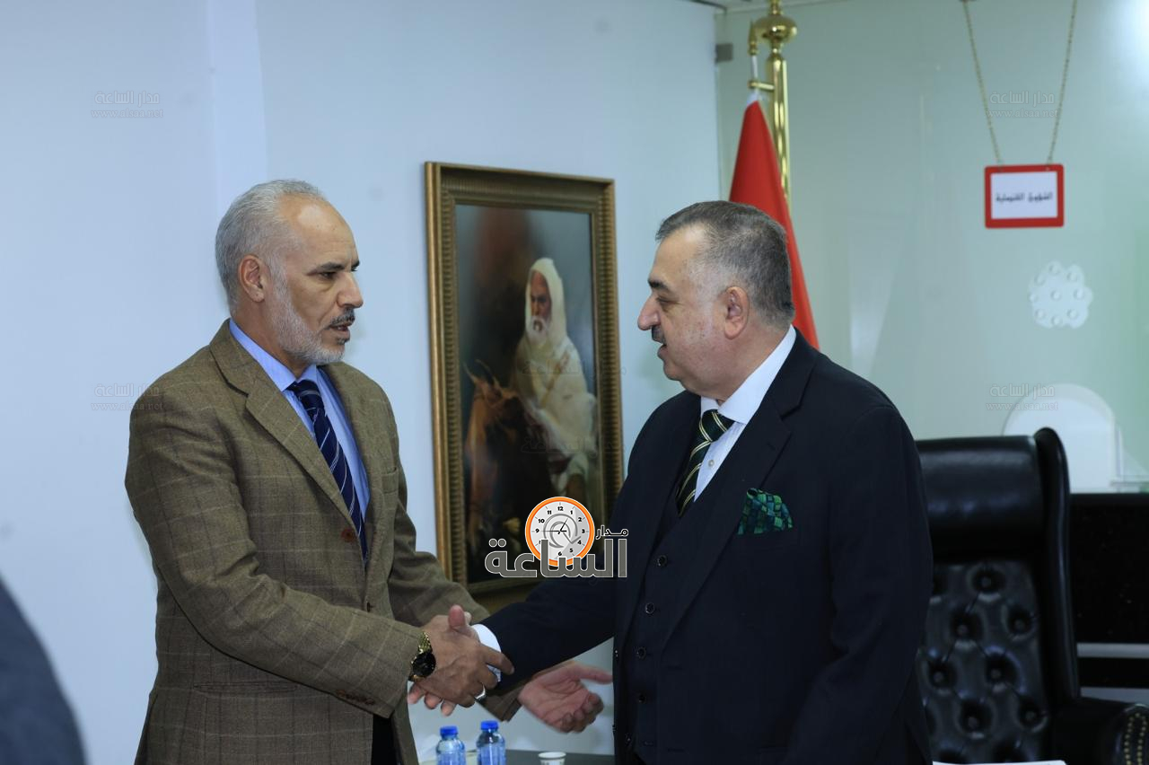 Madar Al-Saa Images 0.4553145691570091